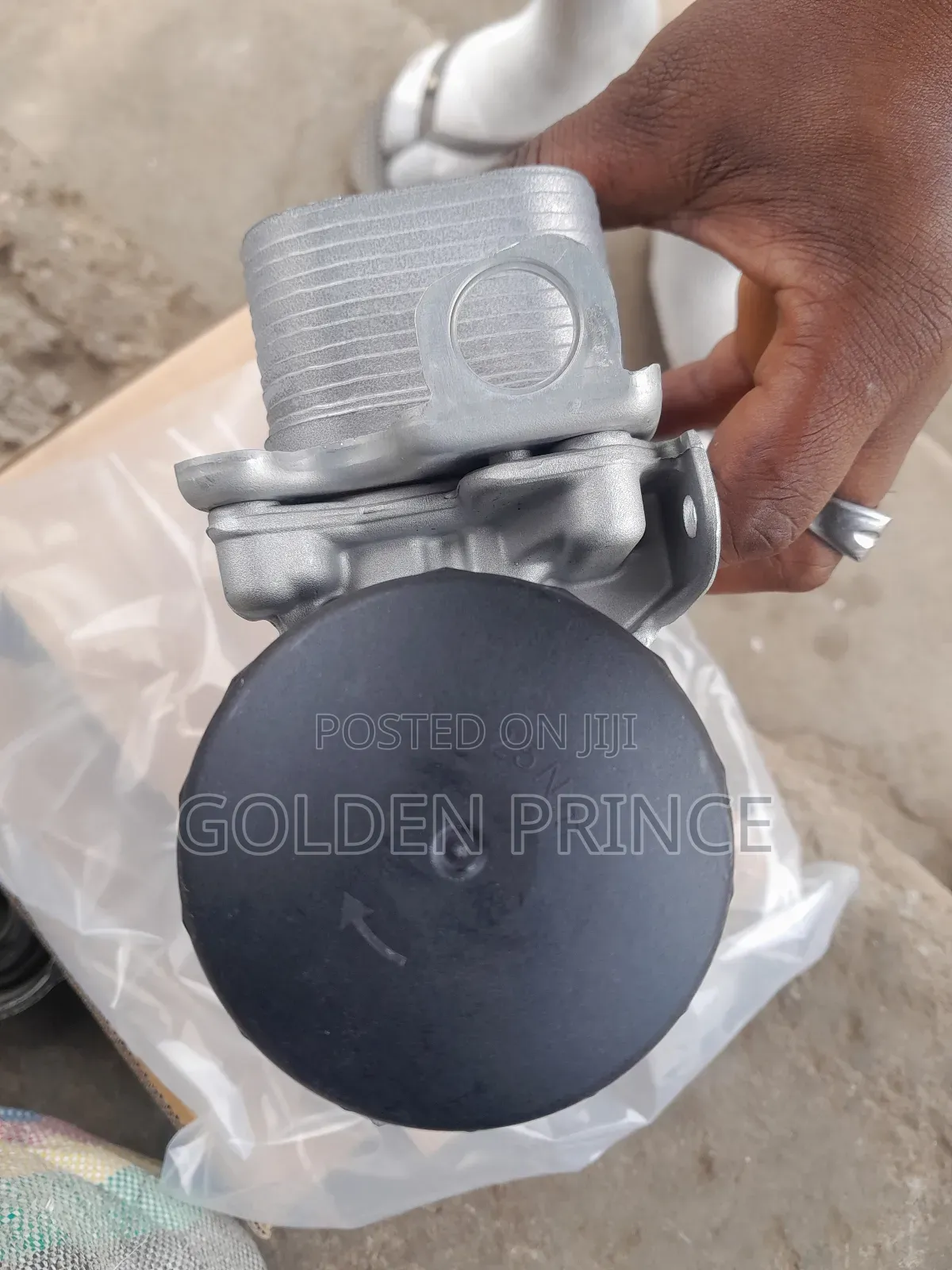 Mercedes R-Class R350 V6 3.5L Oil Coolant