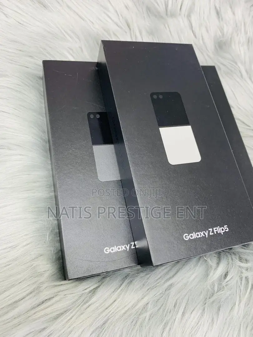 New Samsung Galaxy Z Flip 5 256 GB Black