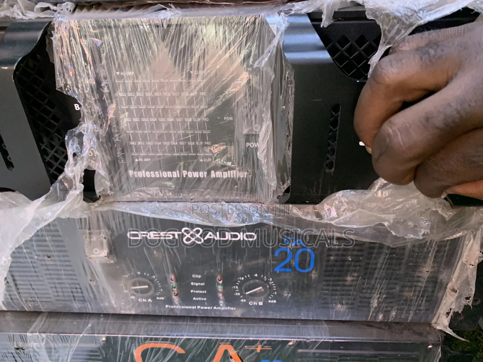 Crest Audio Ca20 Power Amplifier