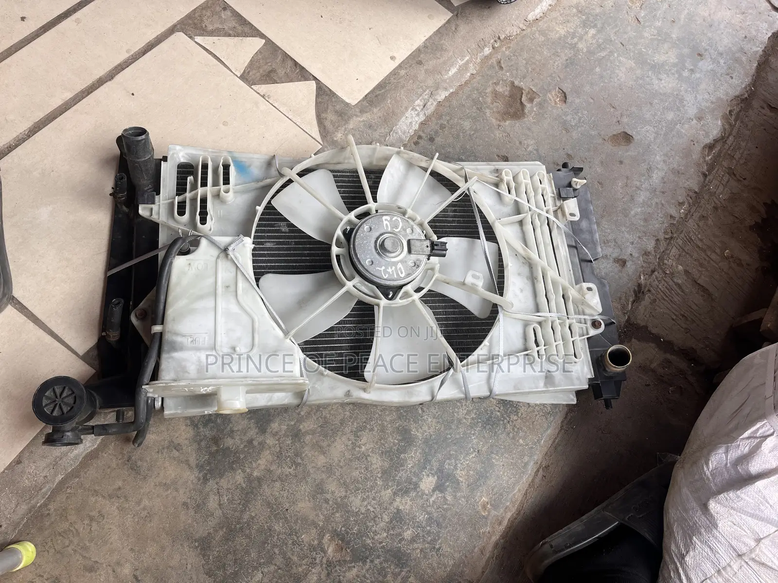 Radiator and Fan Complete for Toyota Corolla 2003