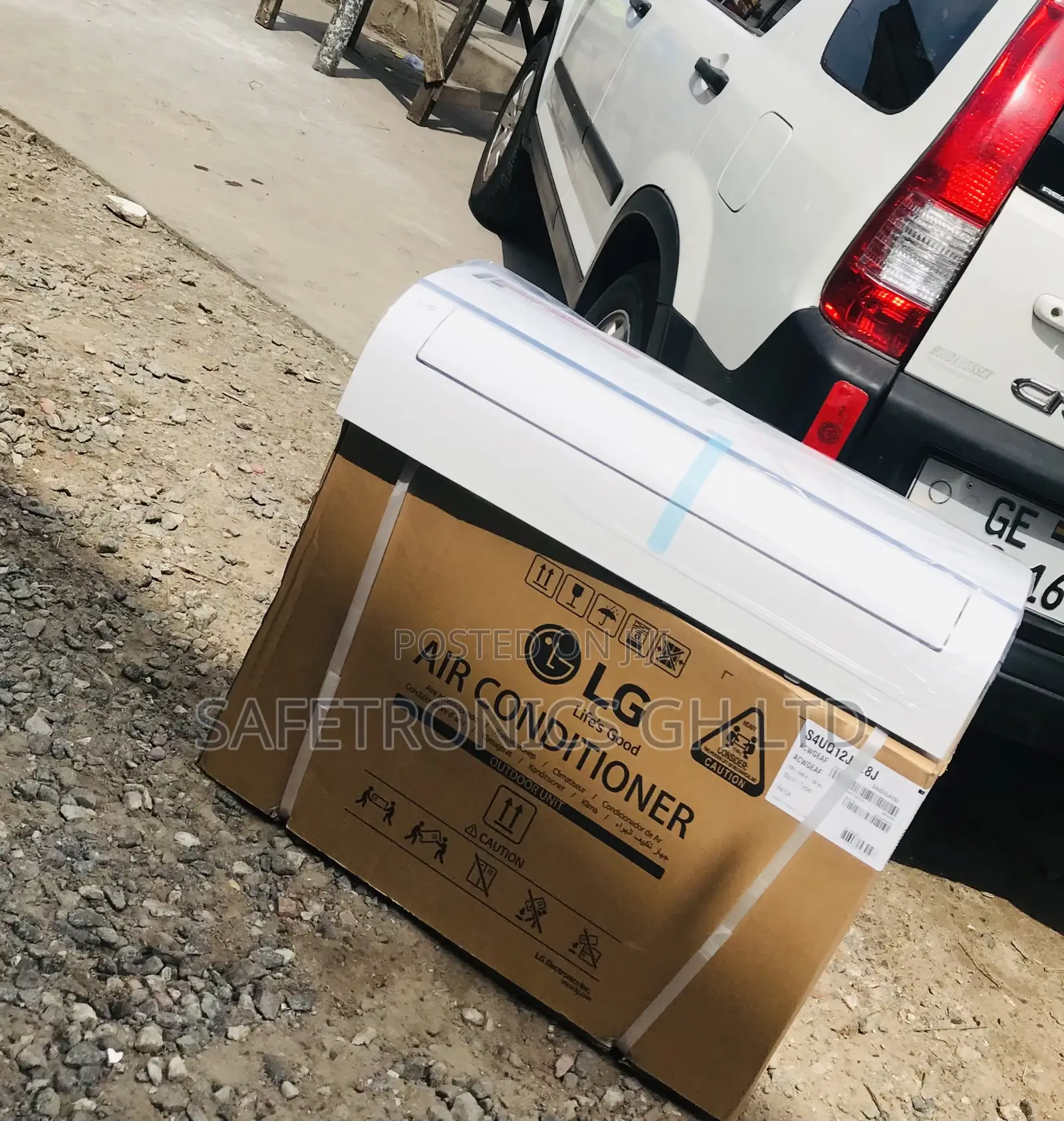 Original White 2.0hp LG R410 Gas Inverter AC