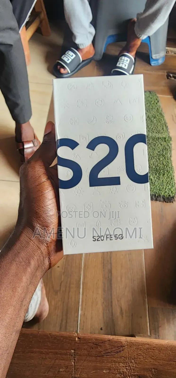 New Samsung Galaxy S20 FE 128 GB Blue