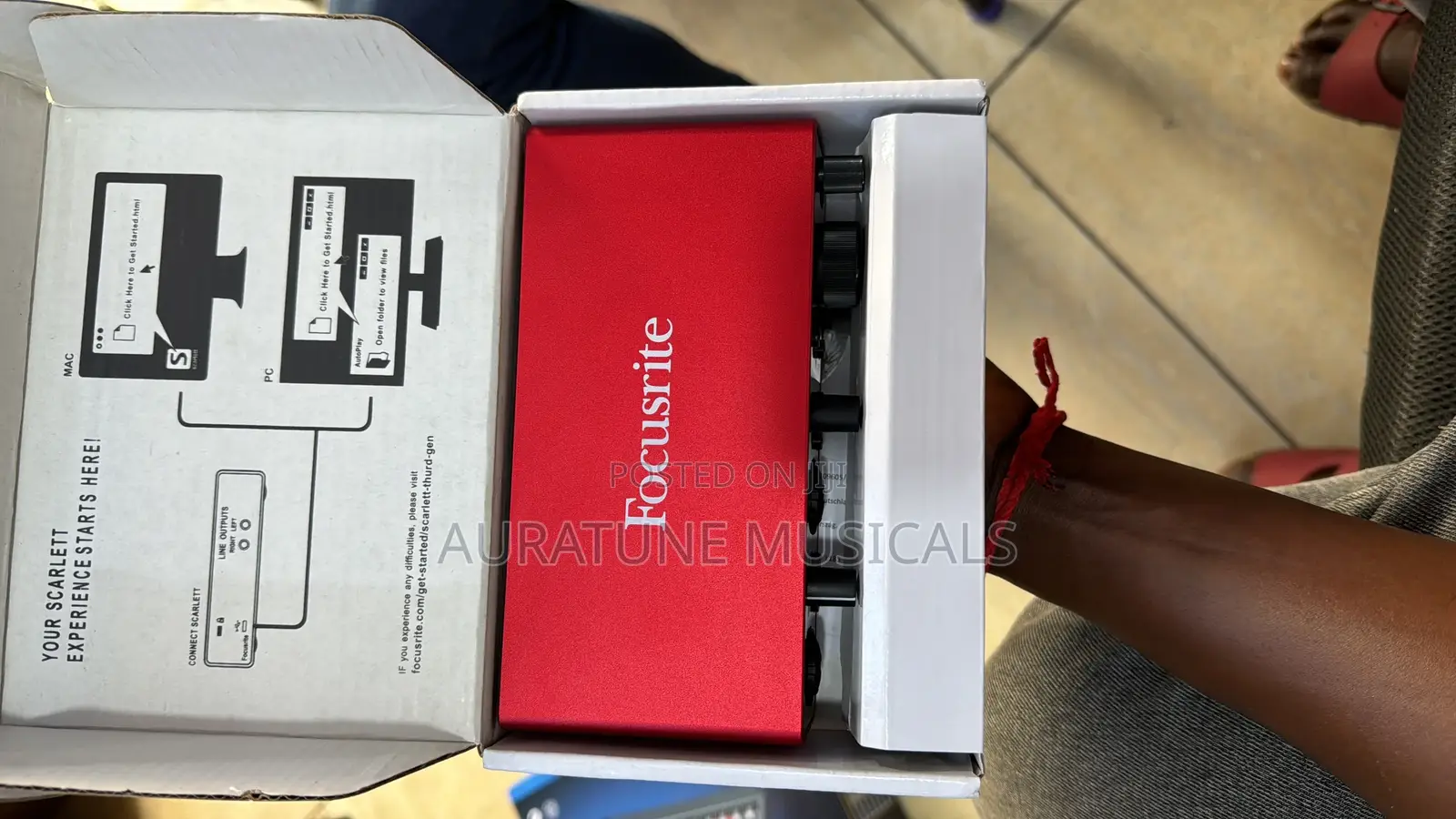 Focusrite 2i2 Sound Card