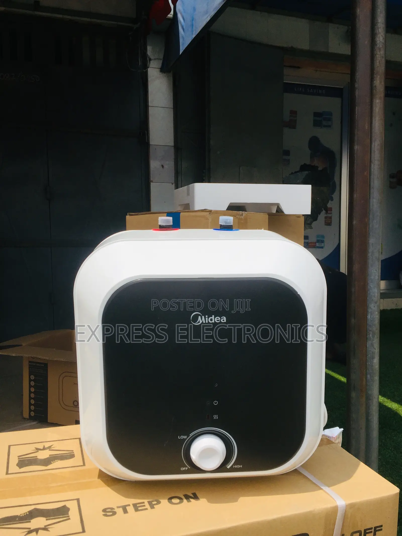 Available Now White Black Water Heater 15L MIDEA.