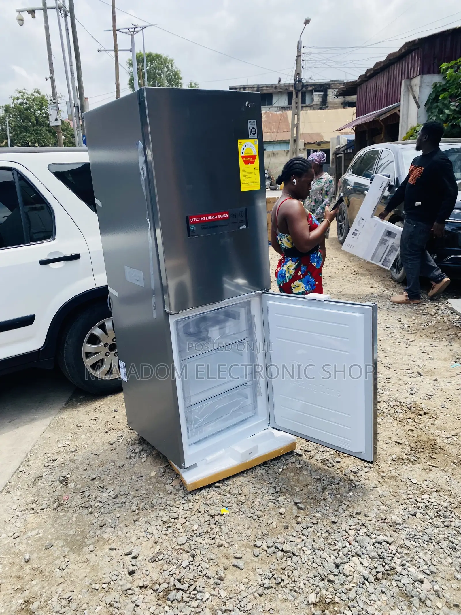 Energy Sufficient LG 332L GC-B399NLJM Bottom Freezer Fridge.