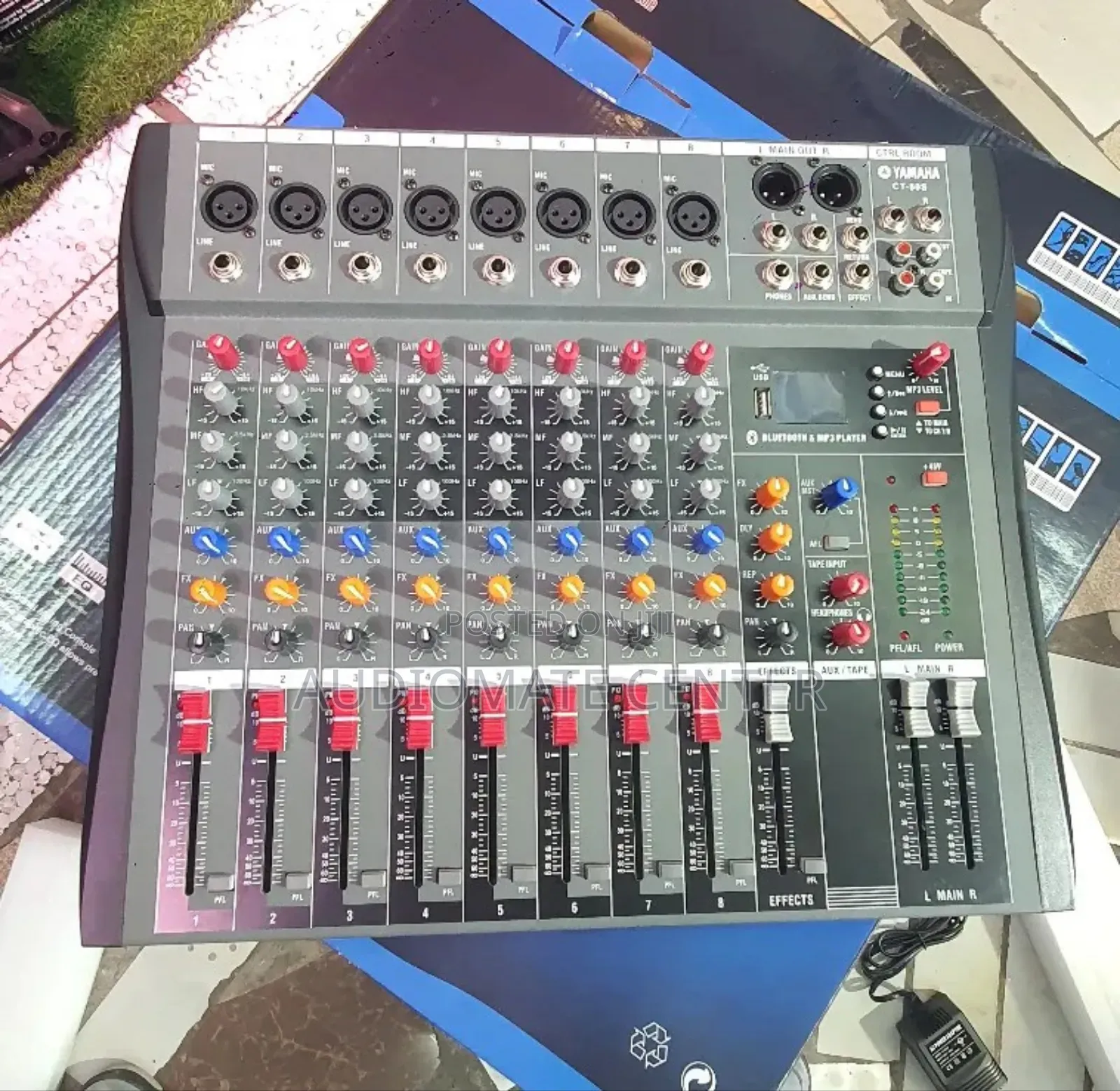 Yamaha 8 Channel Mixer