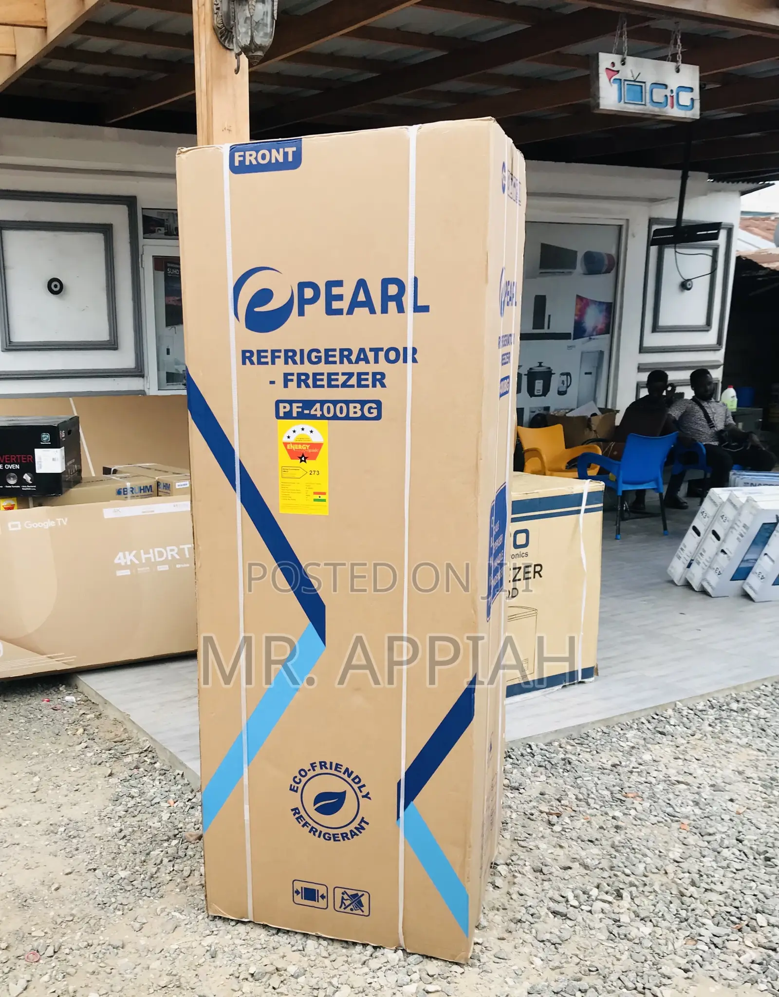 Elegantly Designed Pearl Pf 400bg 2 Door Fridge(Black)309l