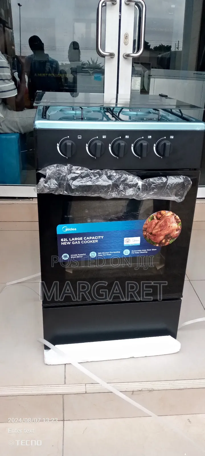 True Midea 4 Burners Gas Cooker Oven and Grill