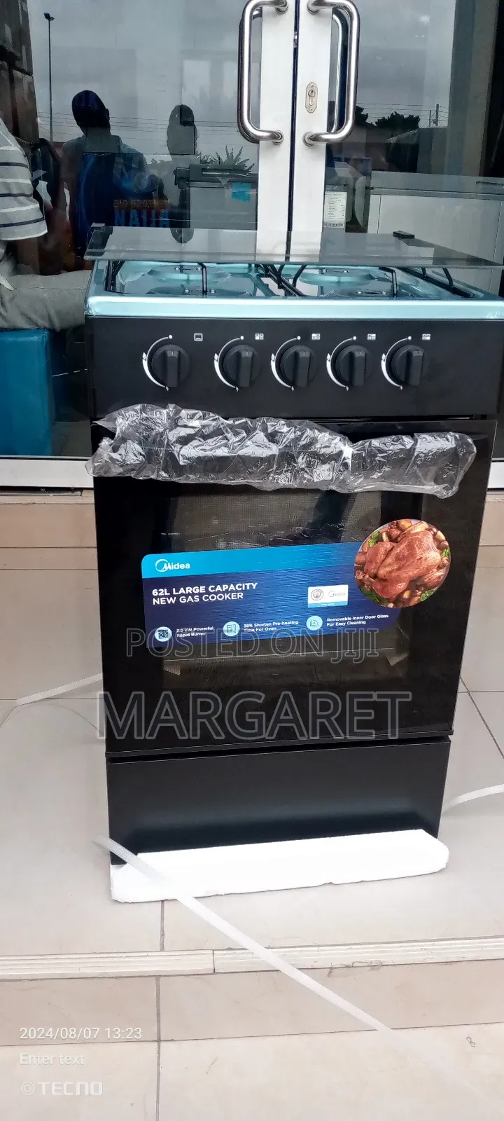 True Midea 4 Burners Gas Cooker Oven and Grill