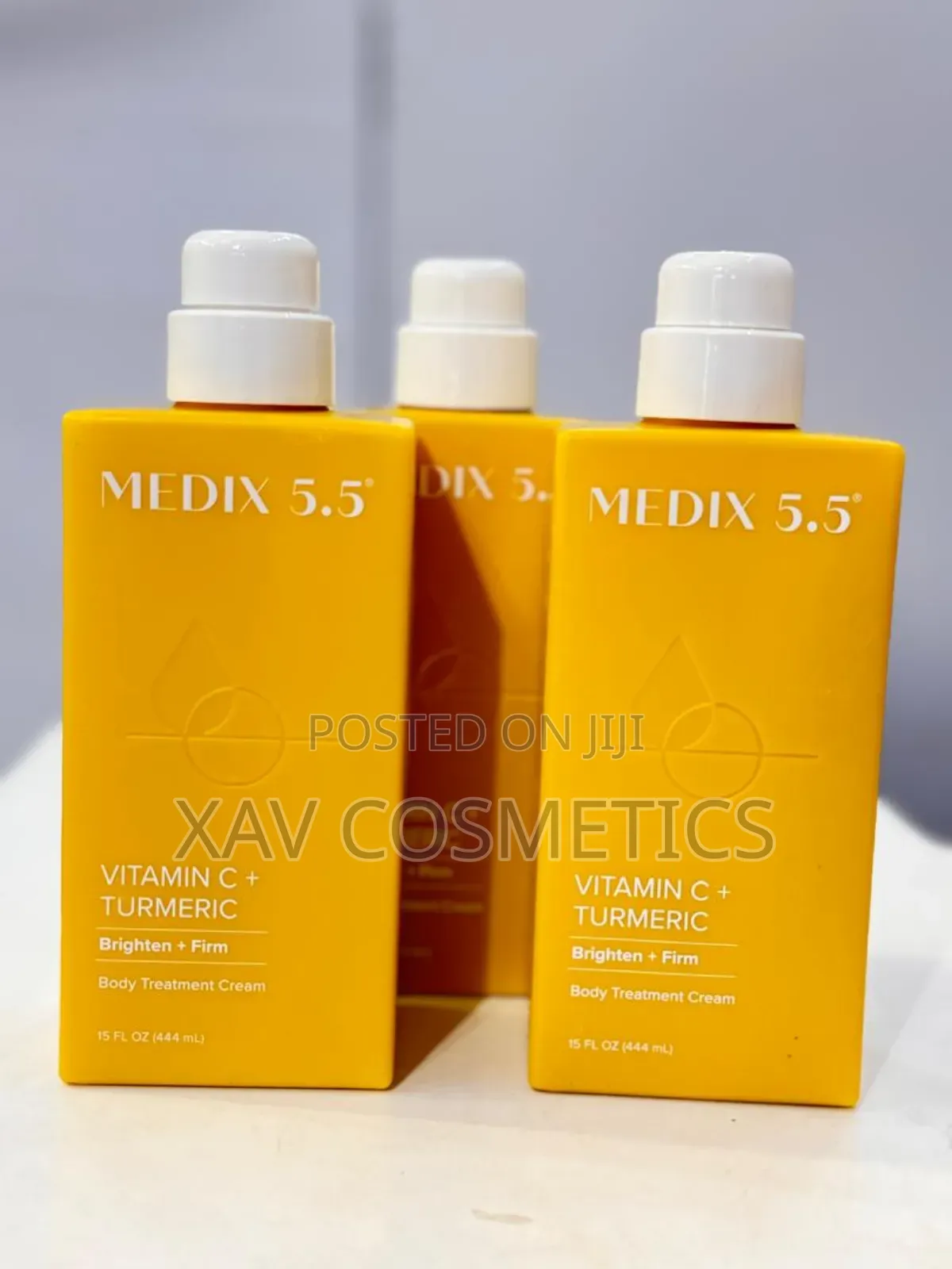 Medix 5.5 Vitamin C +Turmeric Lotion