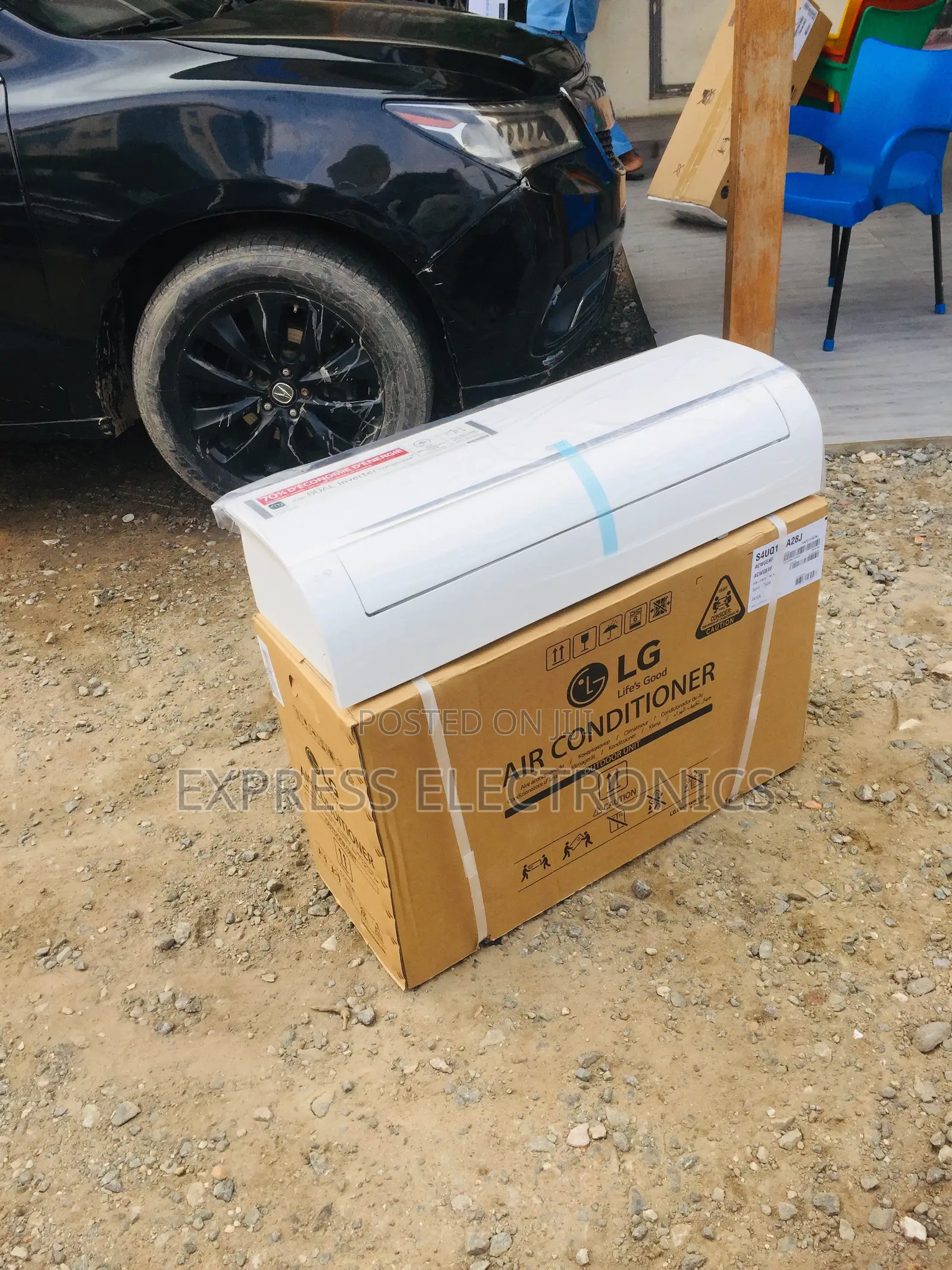 On/Off LG Dual Inverter LG White —[1.5hp ].