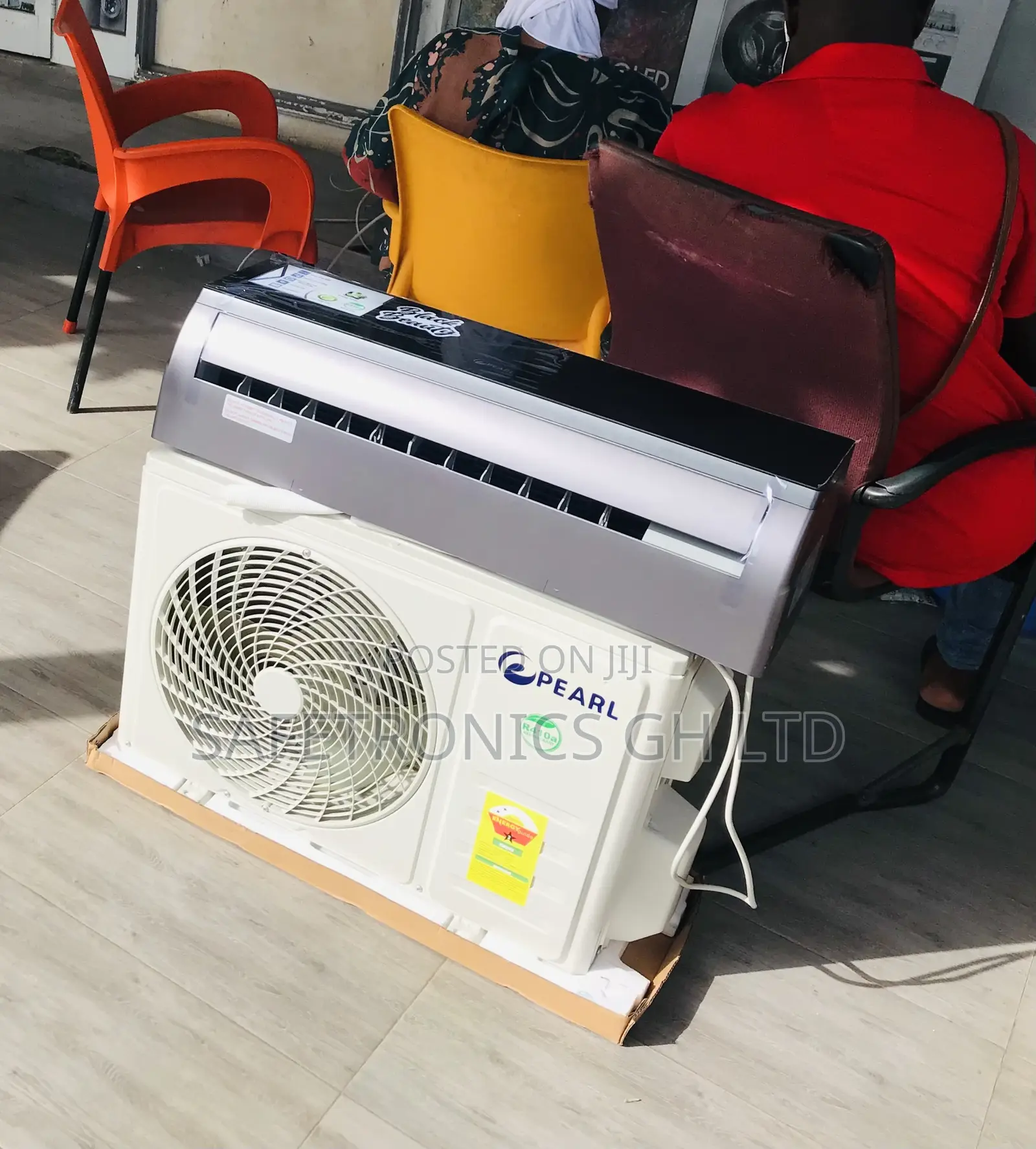 Valuable Mirror Black 1.5hp R410 Gas Pearl Non-Inverter AC 
