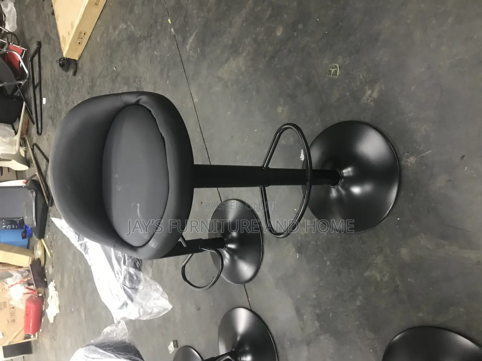 Simple Bar Stool