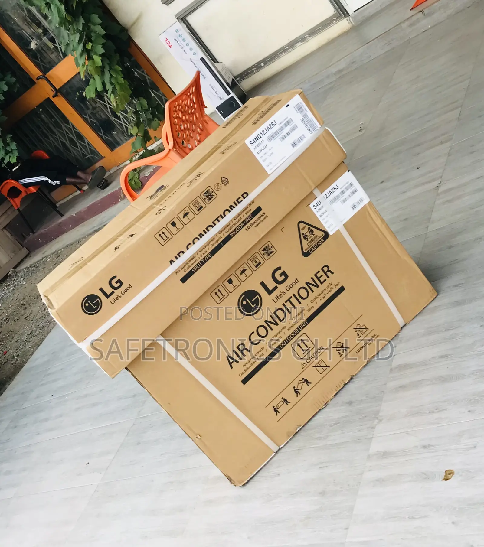 2.5hp Essential LG Dual Inverter R410 Gas AC