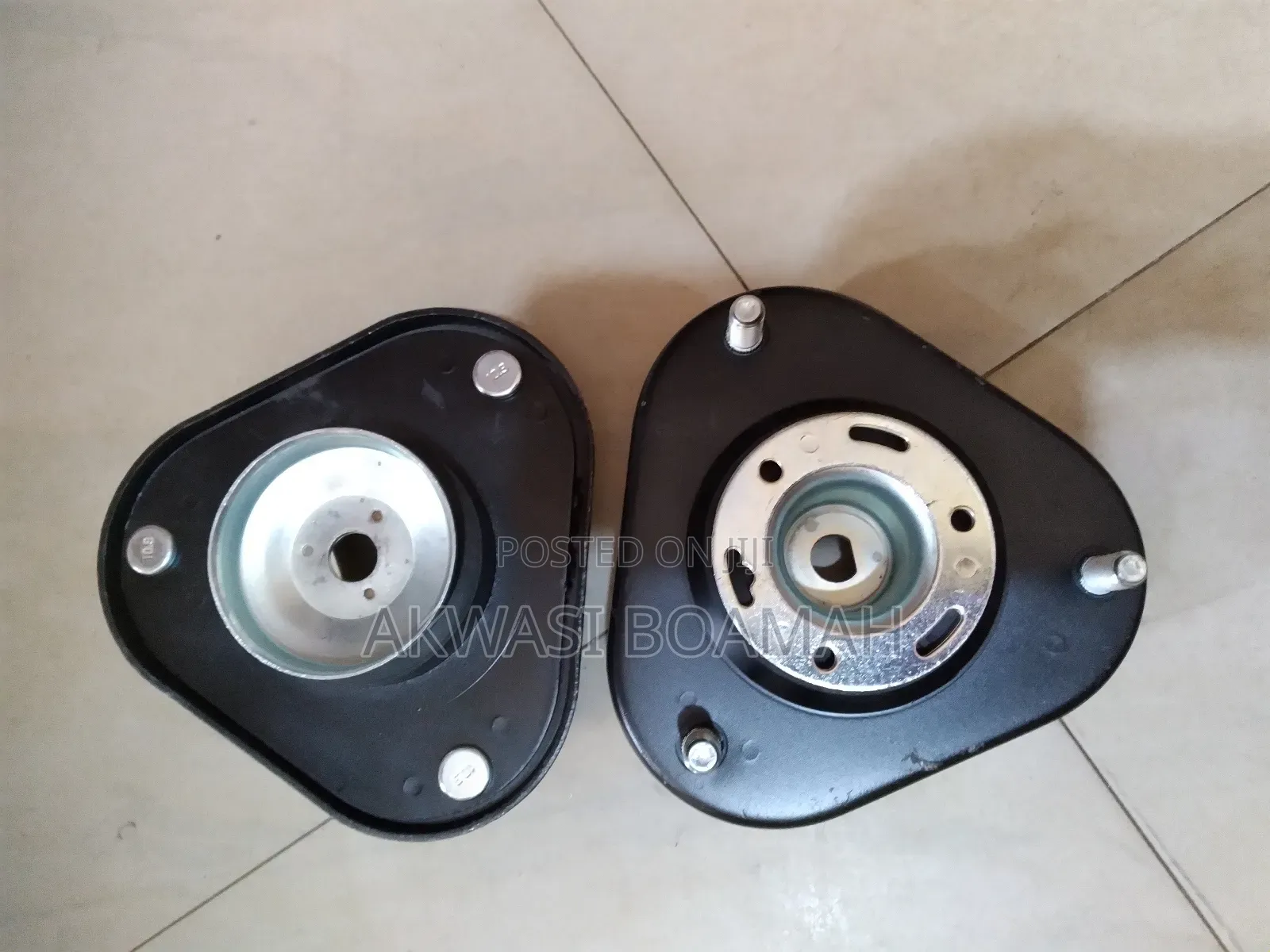 Toyota RAV4 2006/009 Top Mount Pair