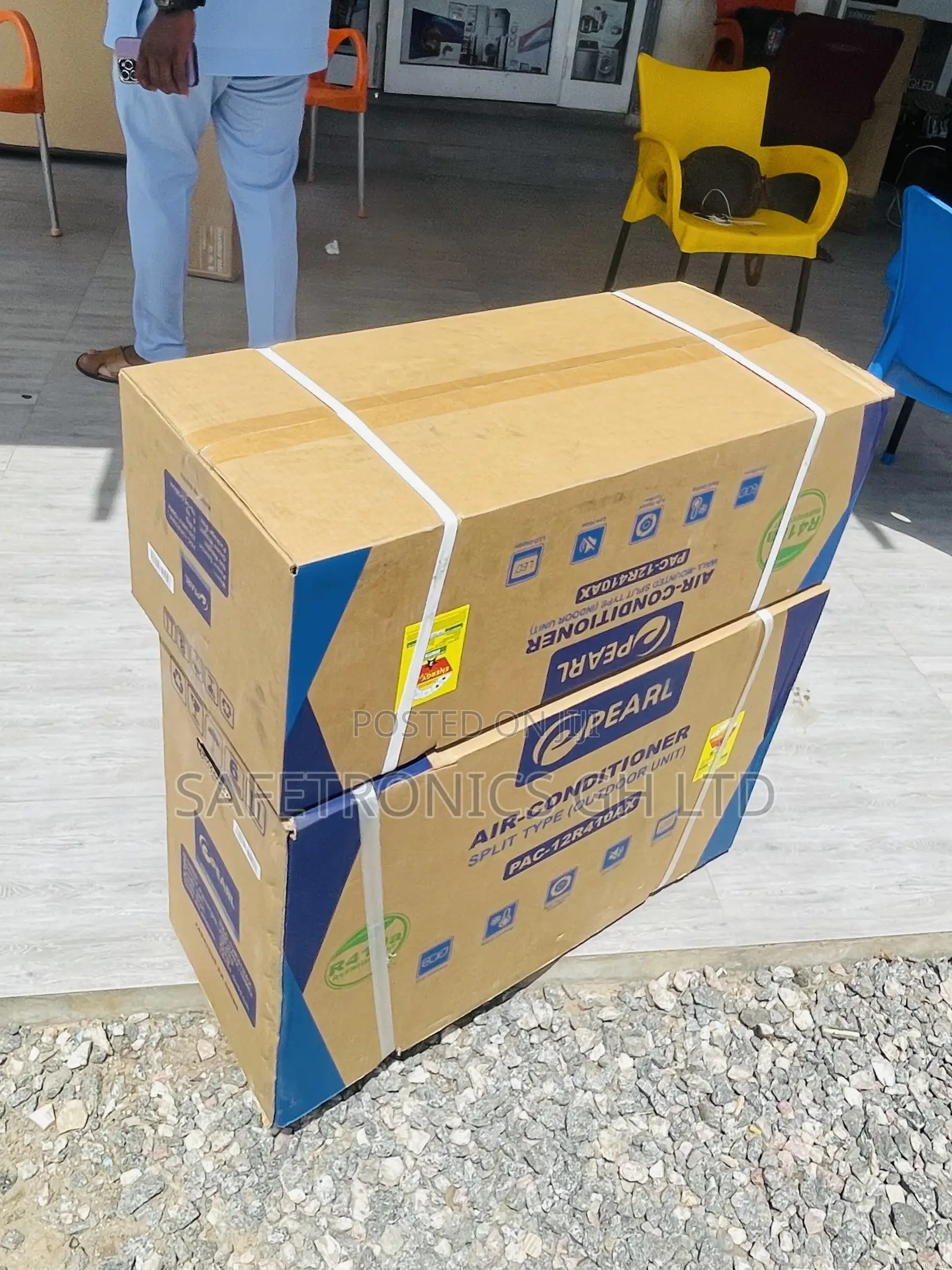 1.5hp R410 Gas Pearl White AC Essential