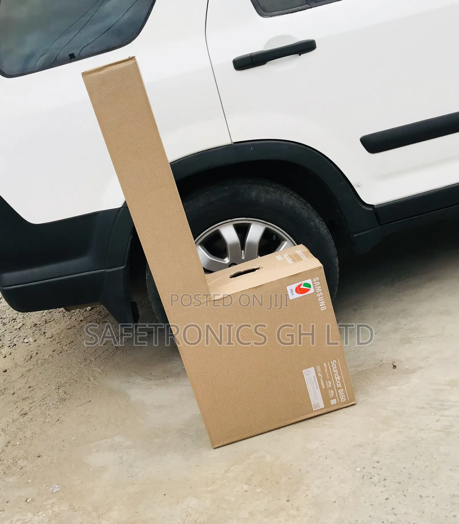 Black Bluetooth Samsung B550 Sound Bar