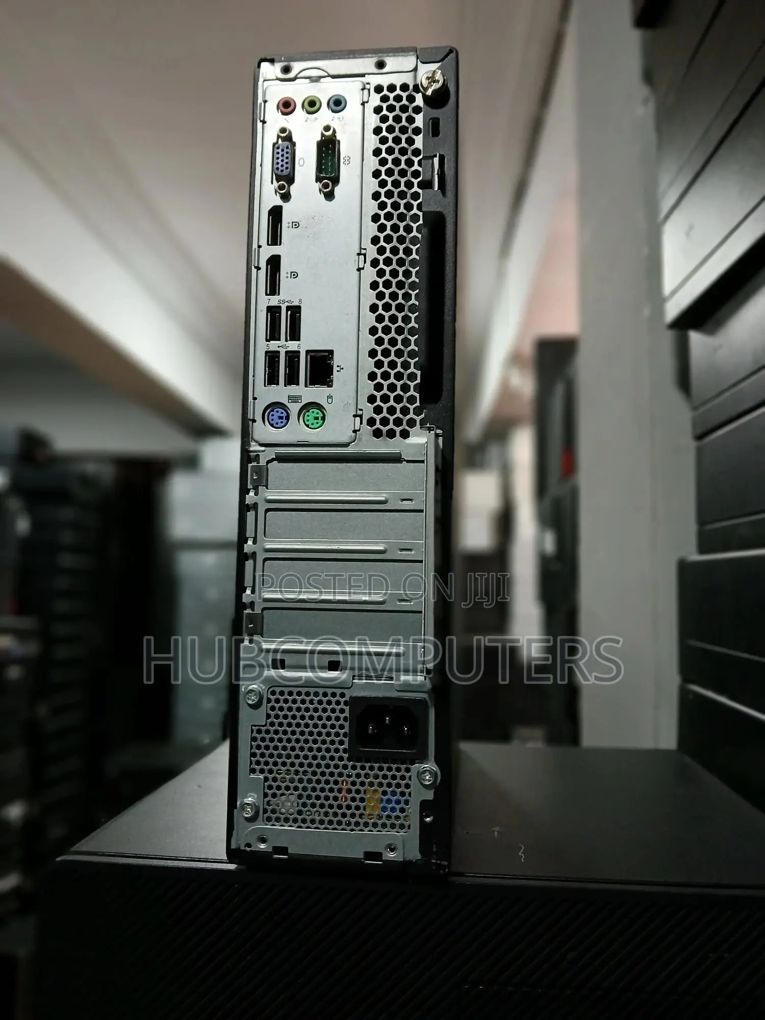 Desktop Computer Lenovo ThinkCentre M710 4GB Intel Pentium HDD 250GB