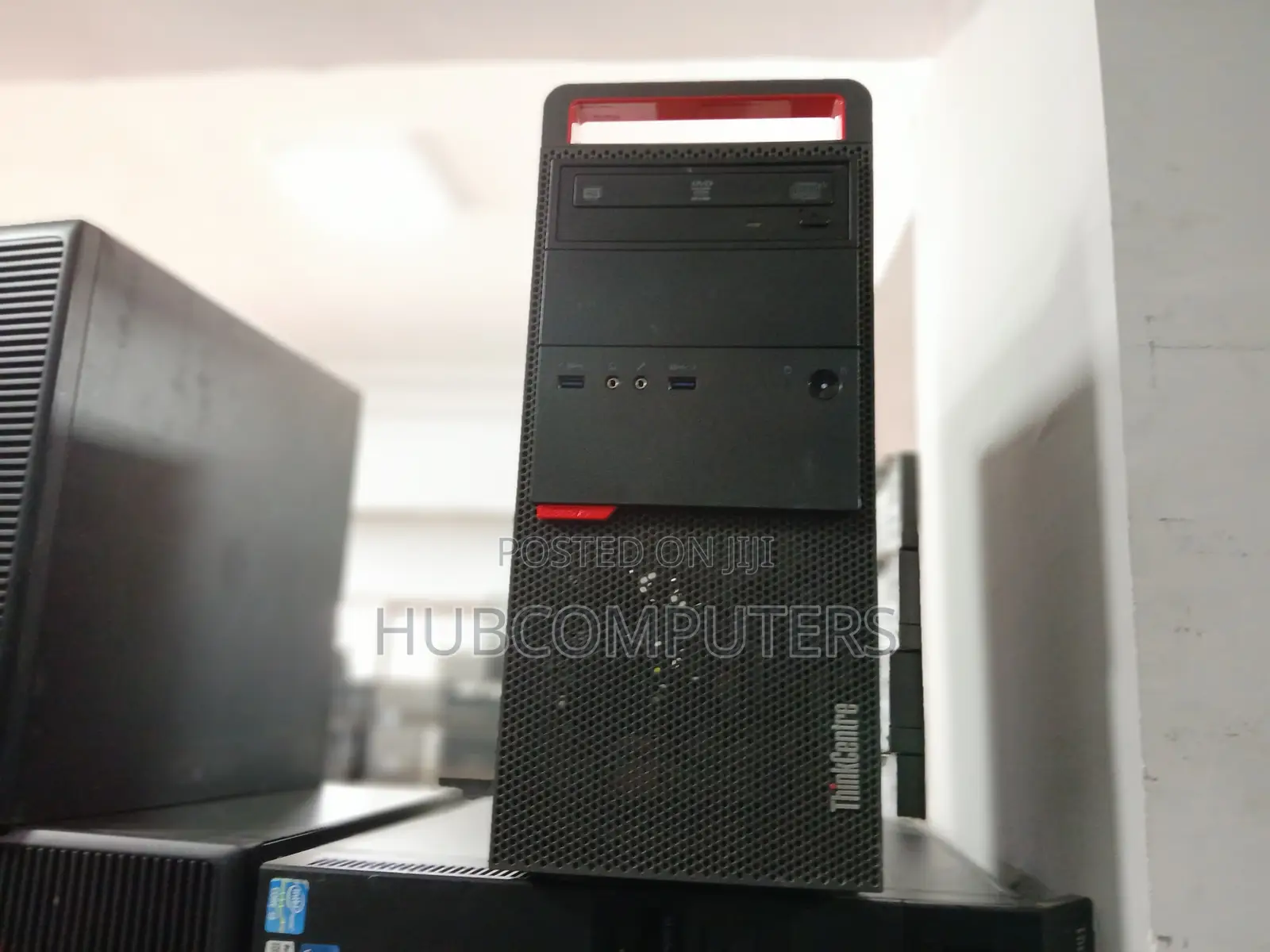 Desktop Computer Lenovo ThinkCentre M700 4GB Intel Pentium HDD 320GB