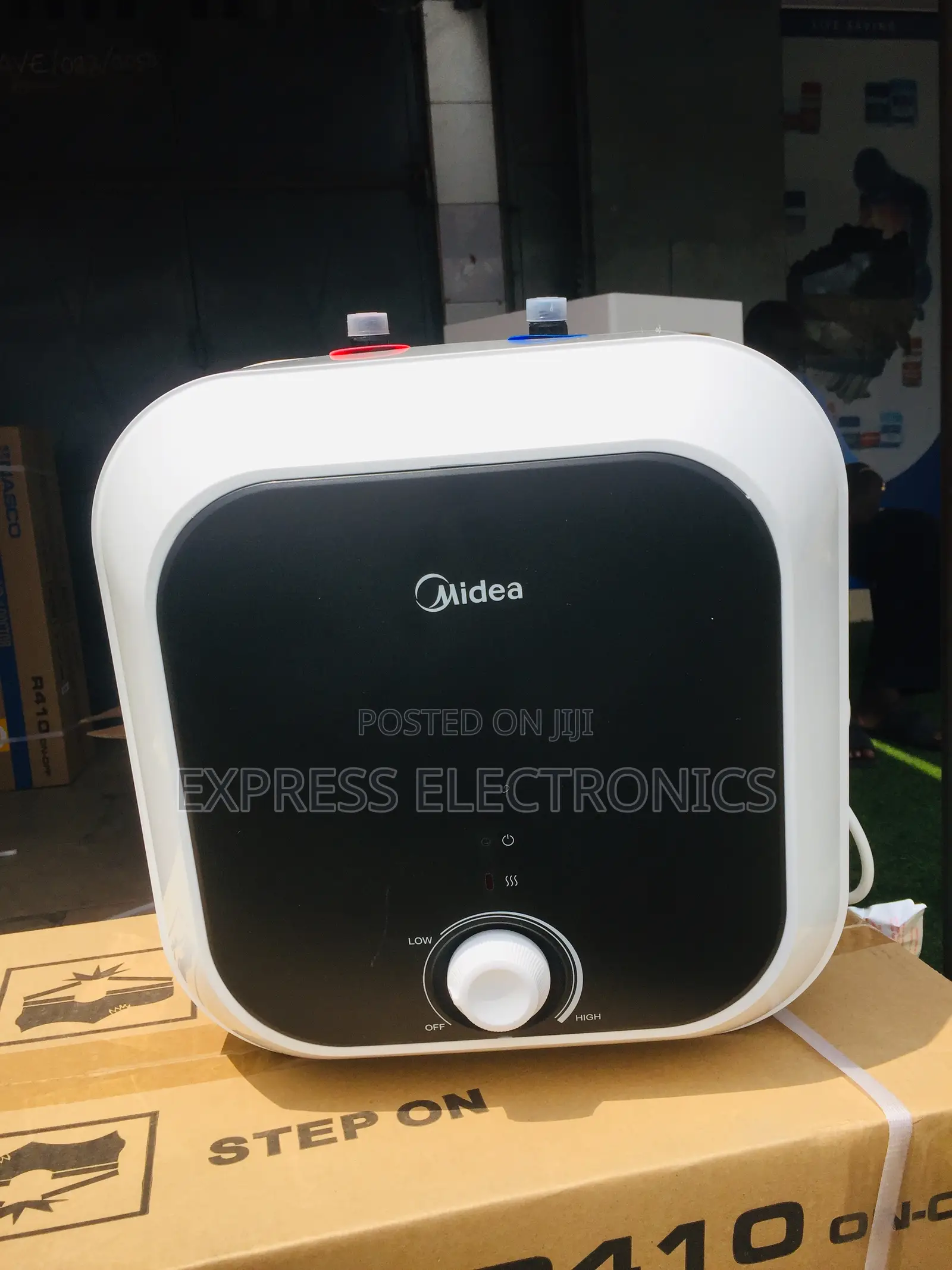 Spectacular Performance Water Heater Midea 15L