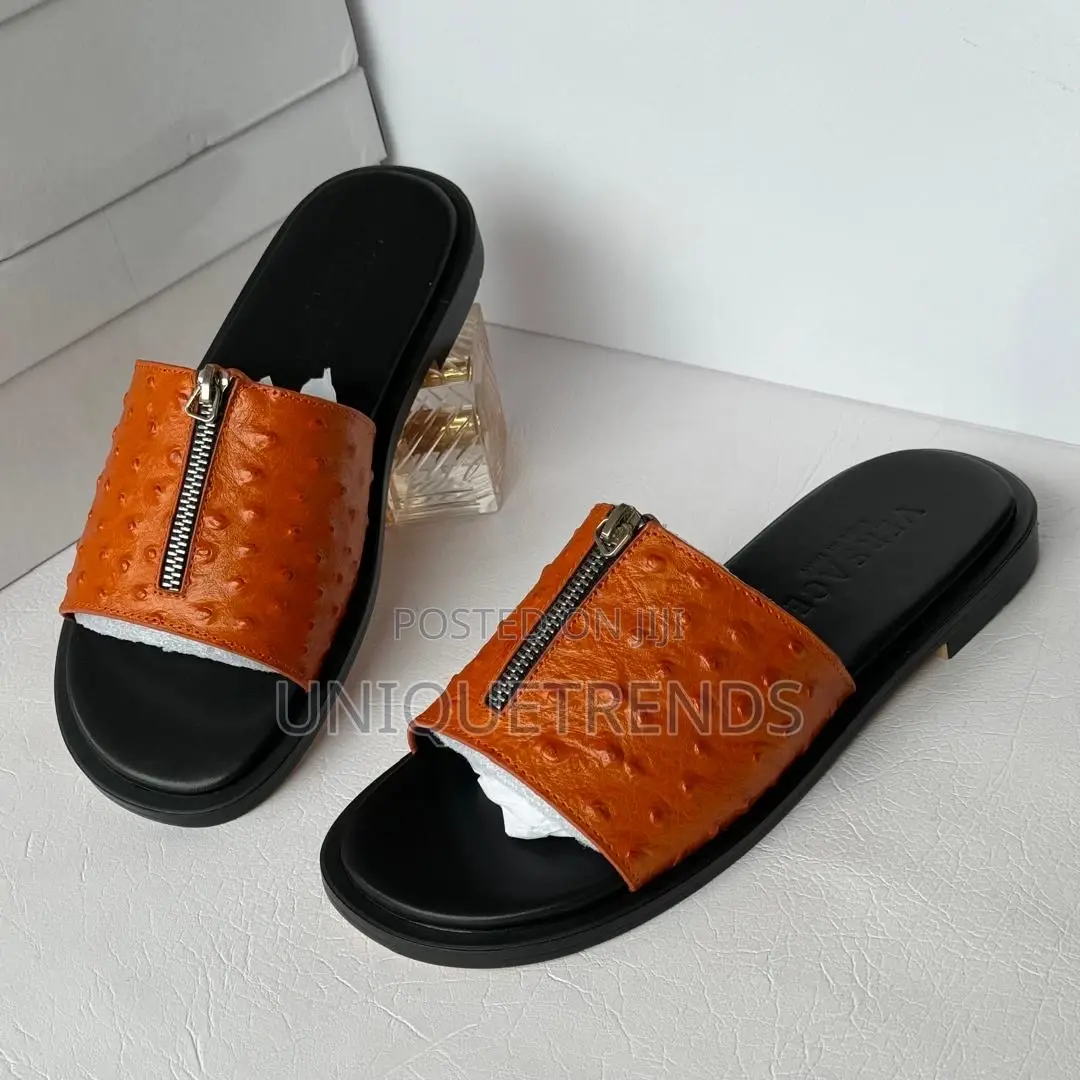 Original Channel Leather Slippers