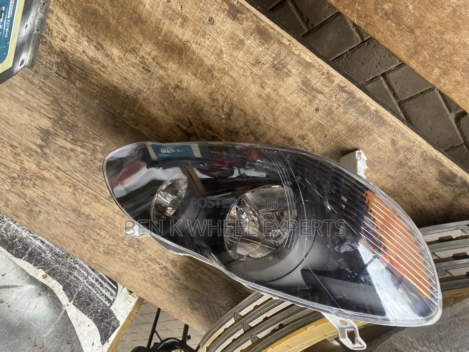Corolla S 2003-7 Headlight Black