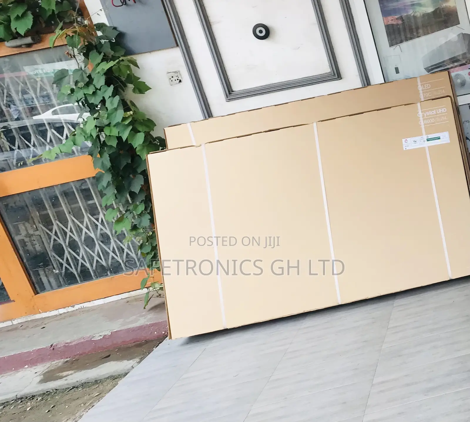 Cu70 75”Led Samsung Uhd Smart Black Crystal Tv