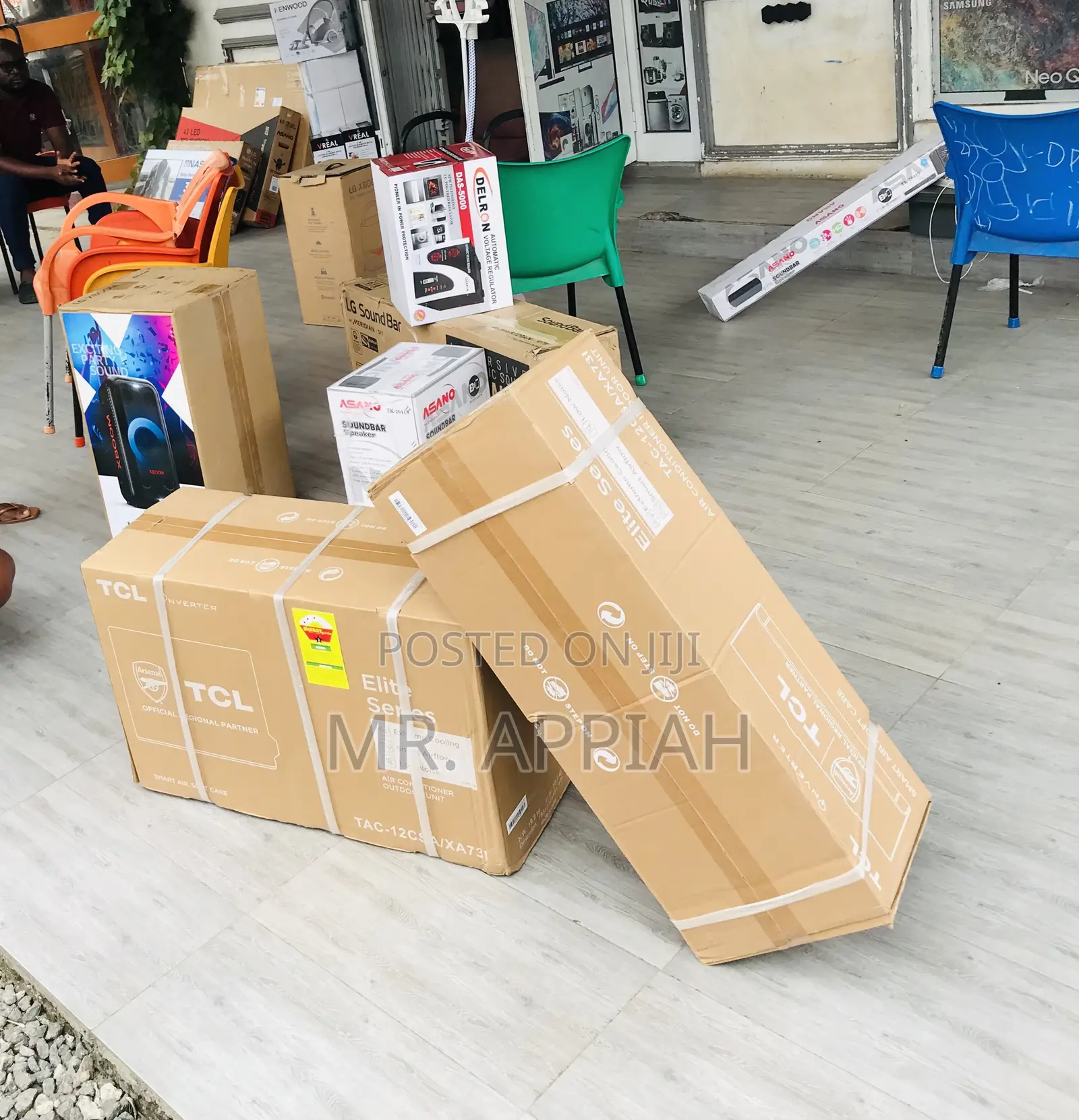 Split Type TCL R410 Inverter Air Conditioner(White).