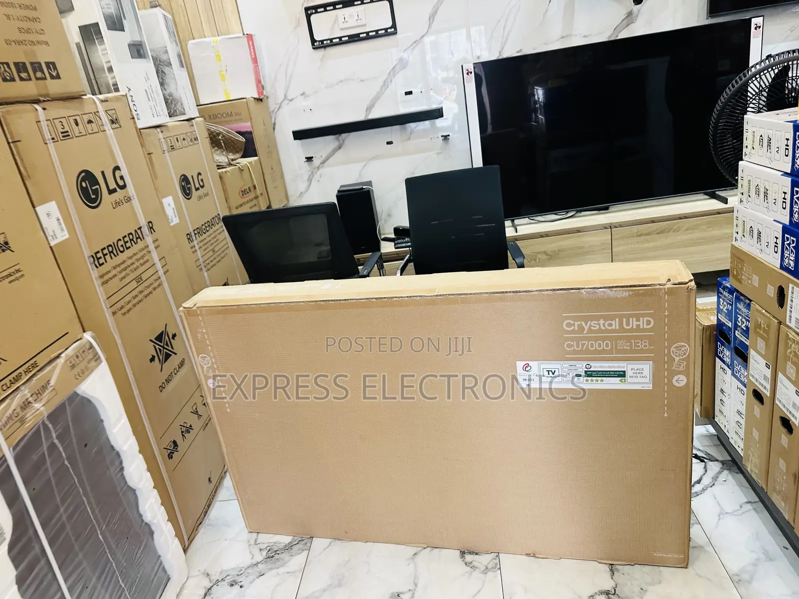 55”Cu8000 Uhd Smart Glossy Television