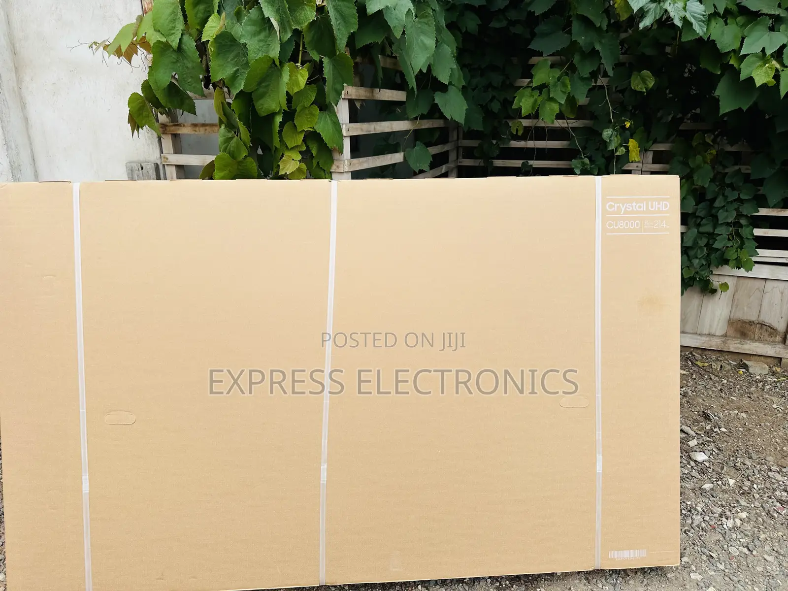 85”Cu8000 Uhd Smart Samsung Glossy Slim Television