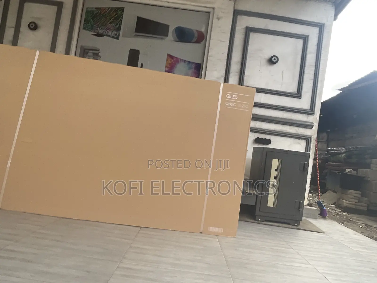 Enjoy Smooth Gaming Samsung 85inch Q60C Qled Smart TV 85Q60C