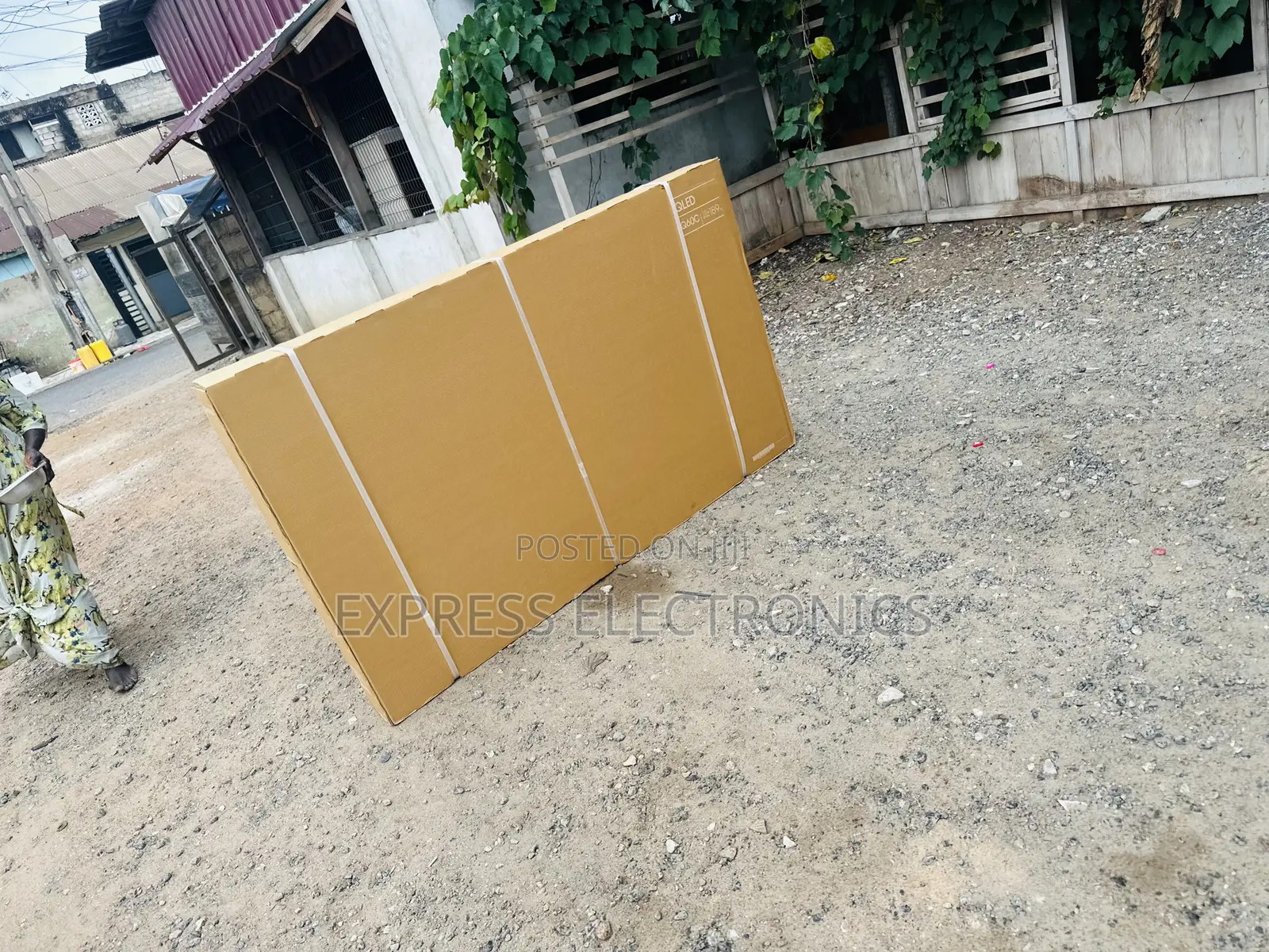 Samsung Uhd Smart Glossy 75”Cu8000