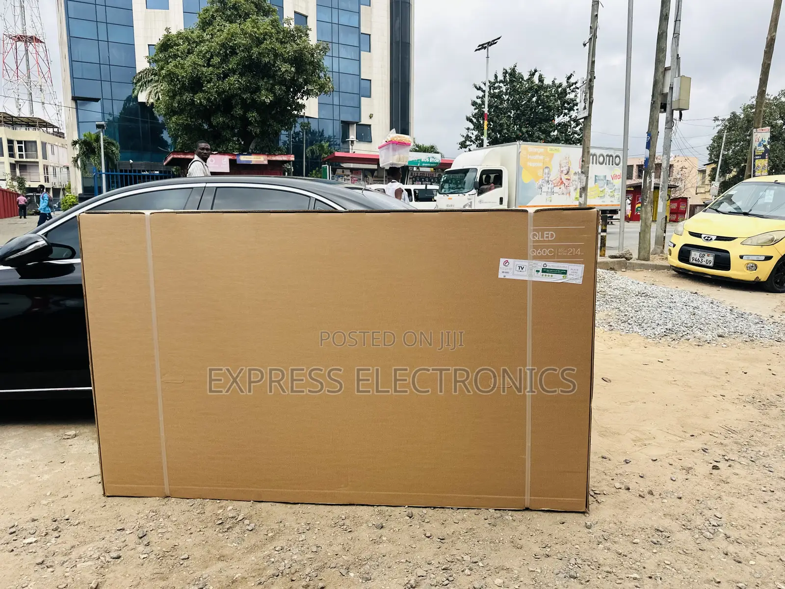 Samsung QLED Electronics UHD Smart 85”Q60C