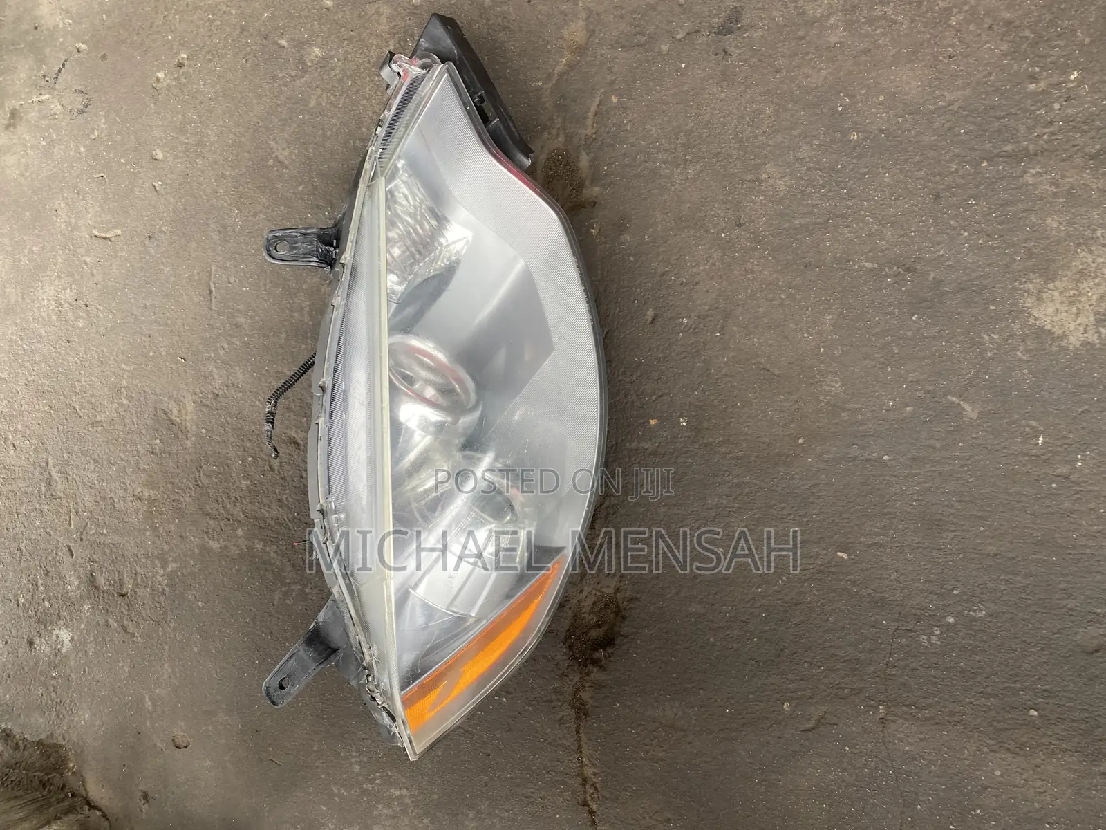 Acura MDX Head Light