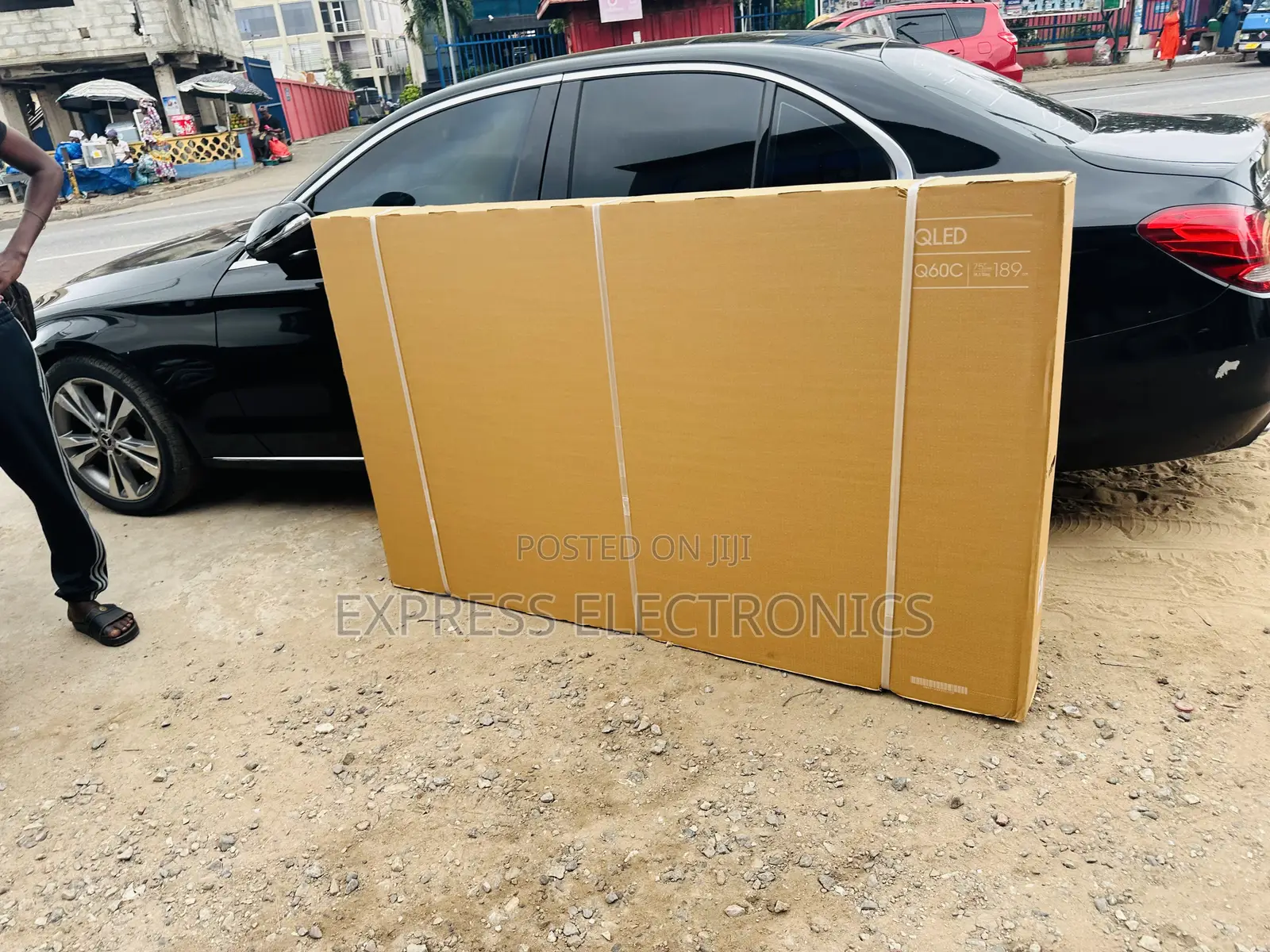 Tizen UHD Smart Glossy Screen Samsung 75cu8000