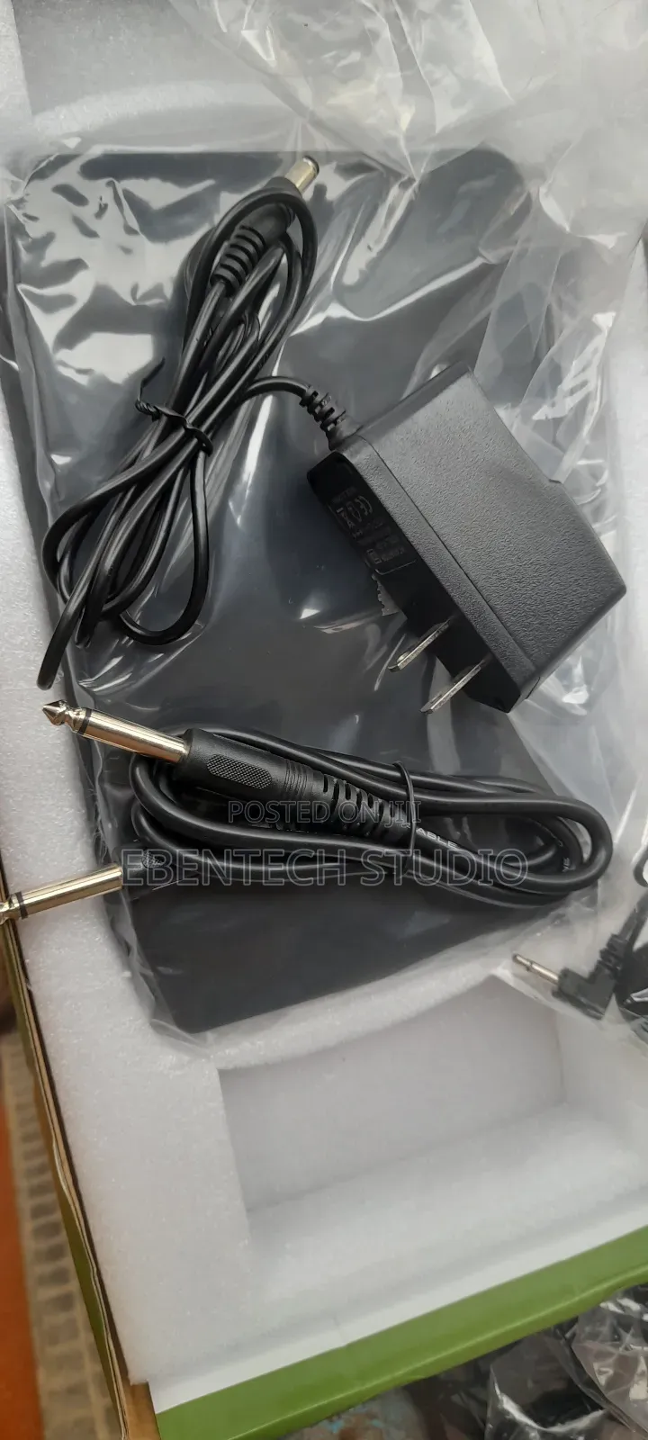 Wireless Lapel Lavalier Microphone System