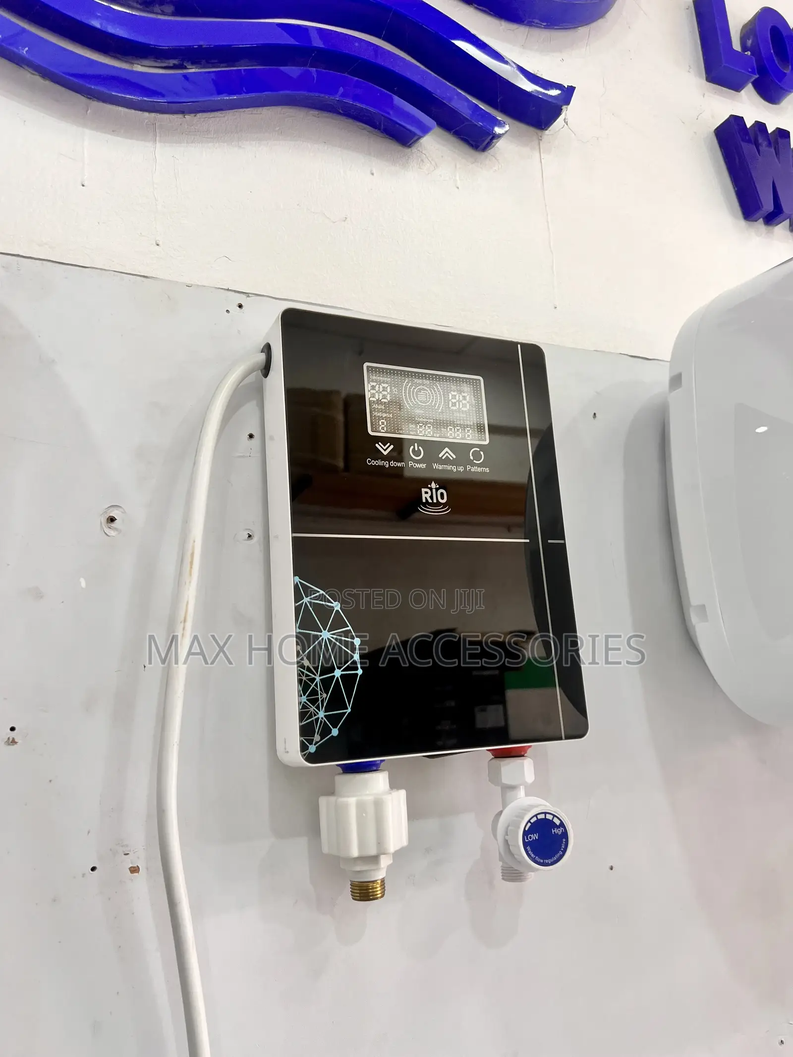Black Rlo Water Heater