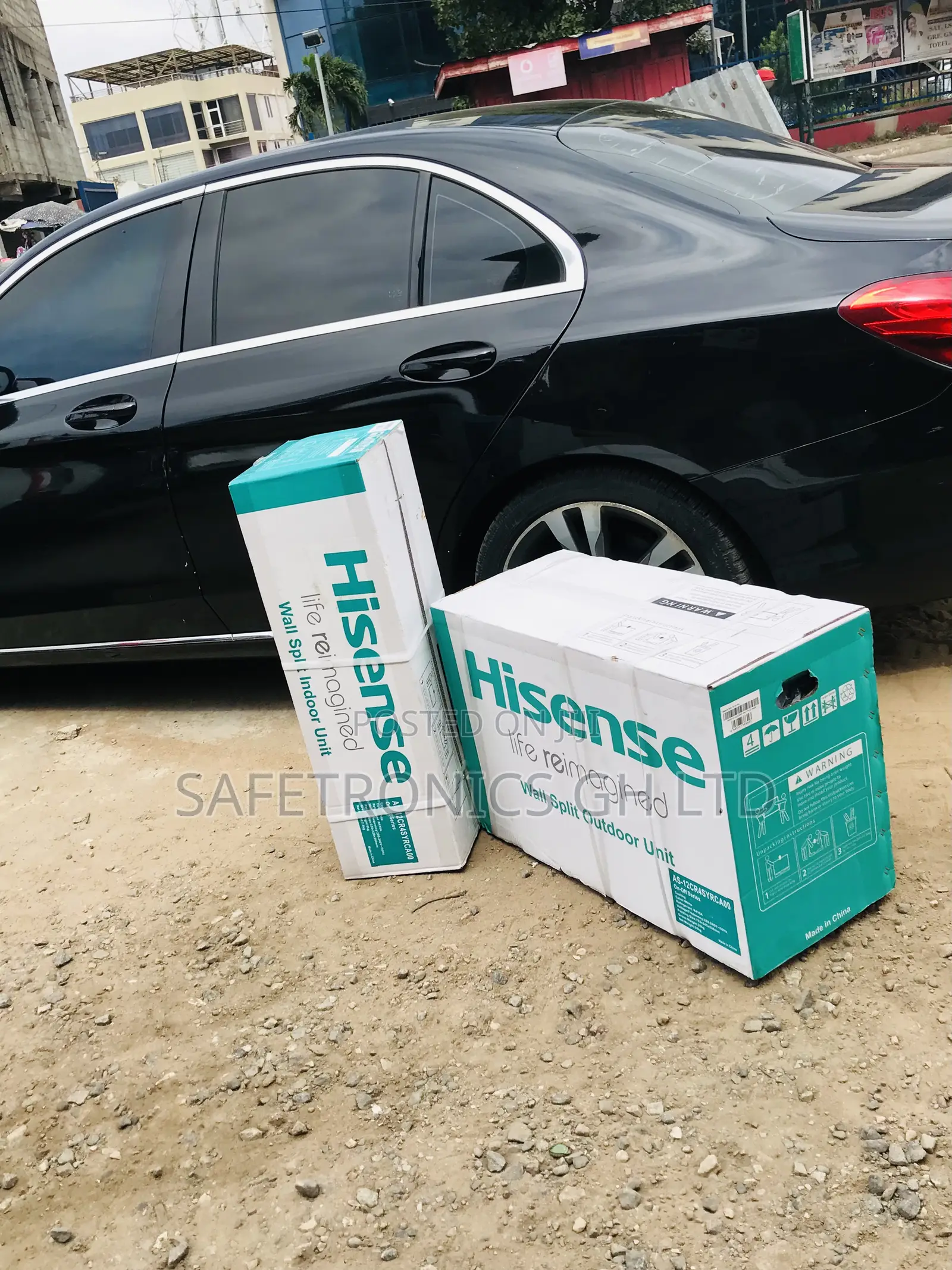 Essential White 1.5hp Hisense Non-Inverter Ac