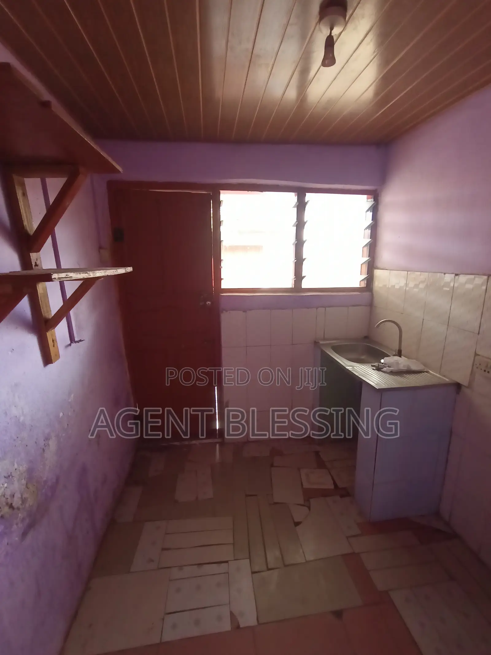 1bdrm Apartment in Golf City, Tema for rent