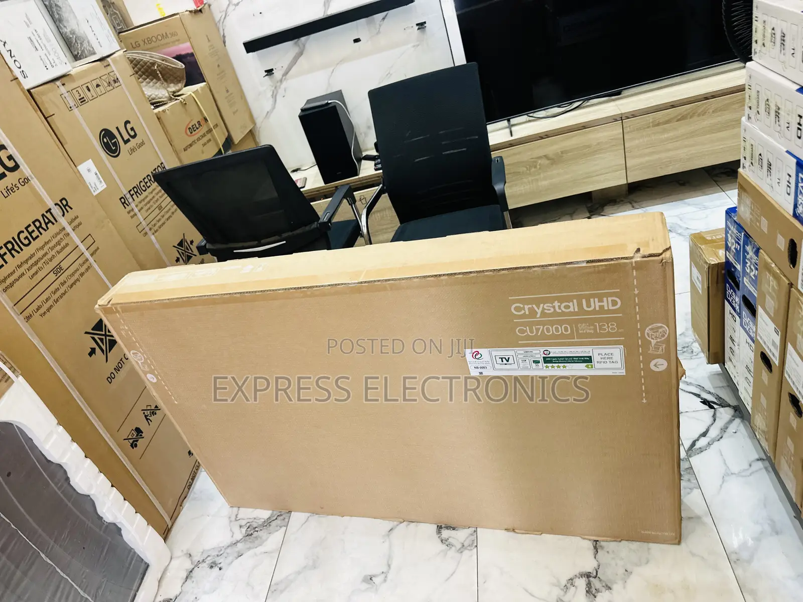 Ultra Slim Design Uhd Smart Samsung 55”Cu8000