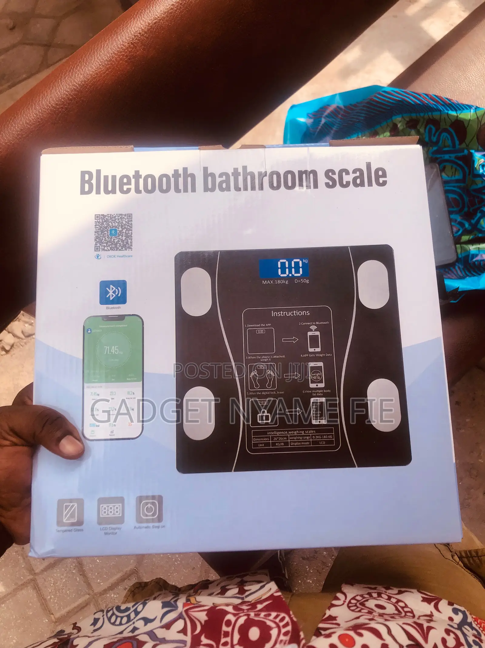 Smart Glass Bluetooth Bathroom Scale - 180kg
