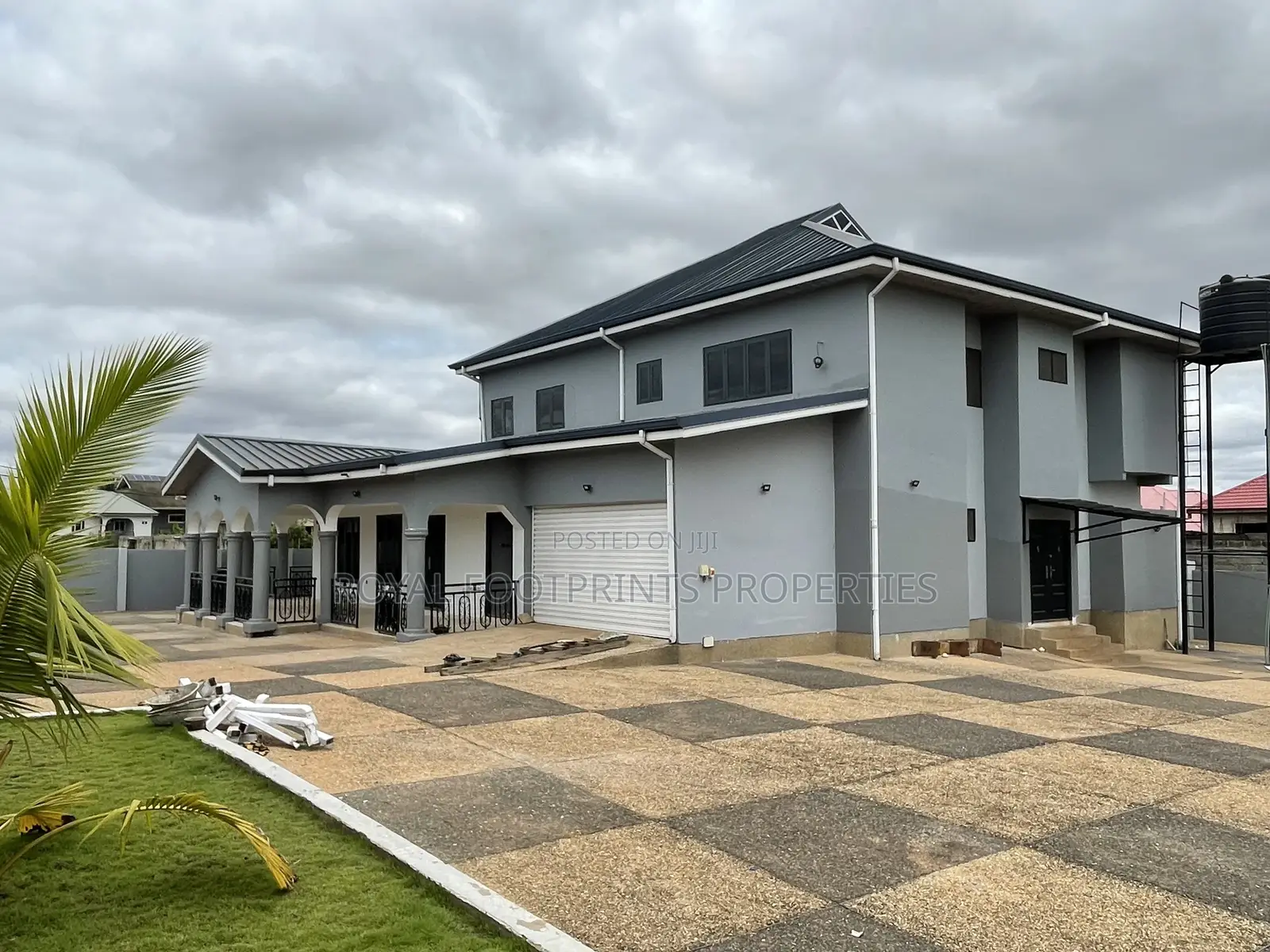 5bdrm House in Royal Footprints, Oyarifa for sale