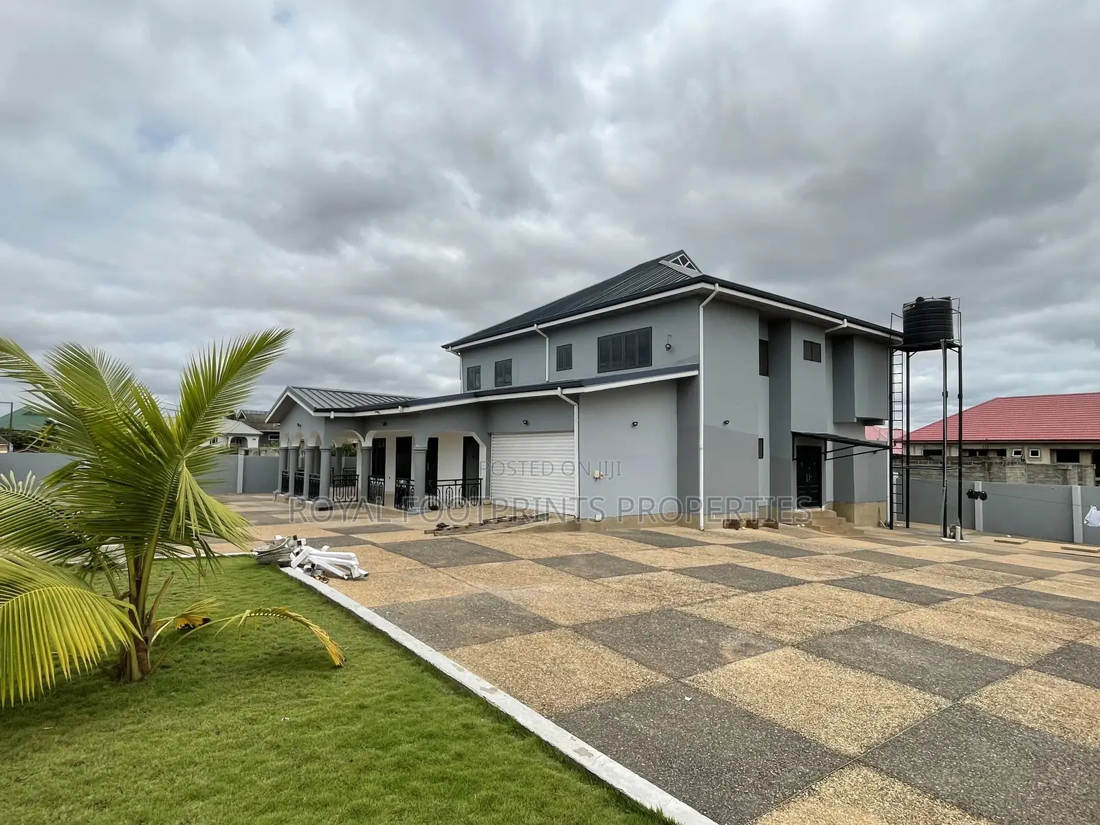 5bdrm House in Royal Footprints, Oyarifa for sale