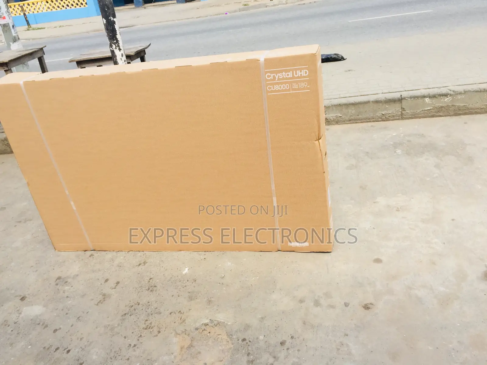 Slim Design Glossy Smart Samsung 75”Cu7000
