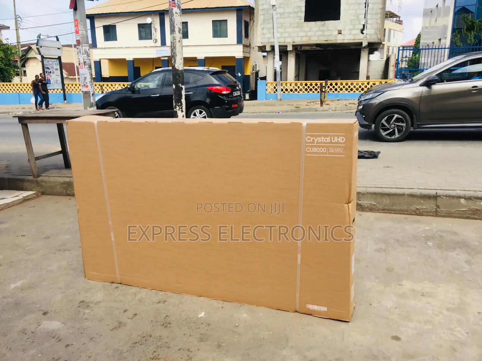 Slim Design Glossy Smart Samsung 75”Cu7000