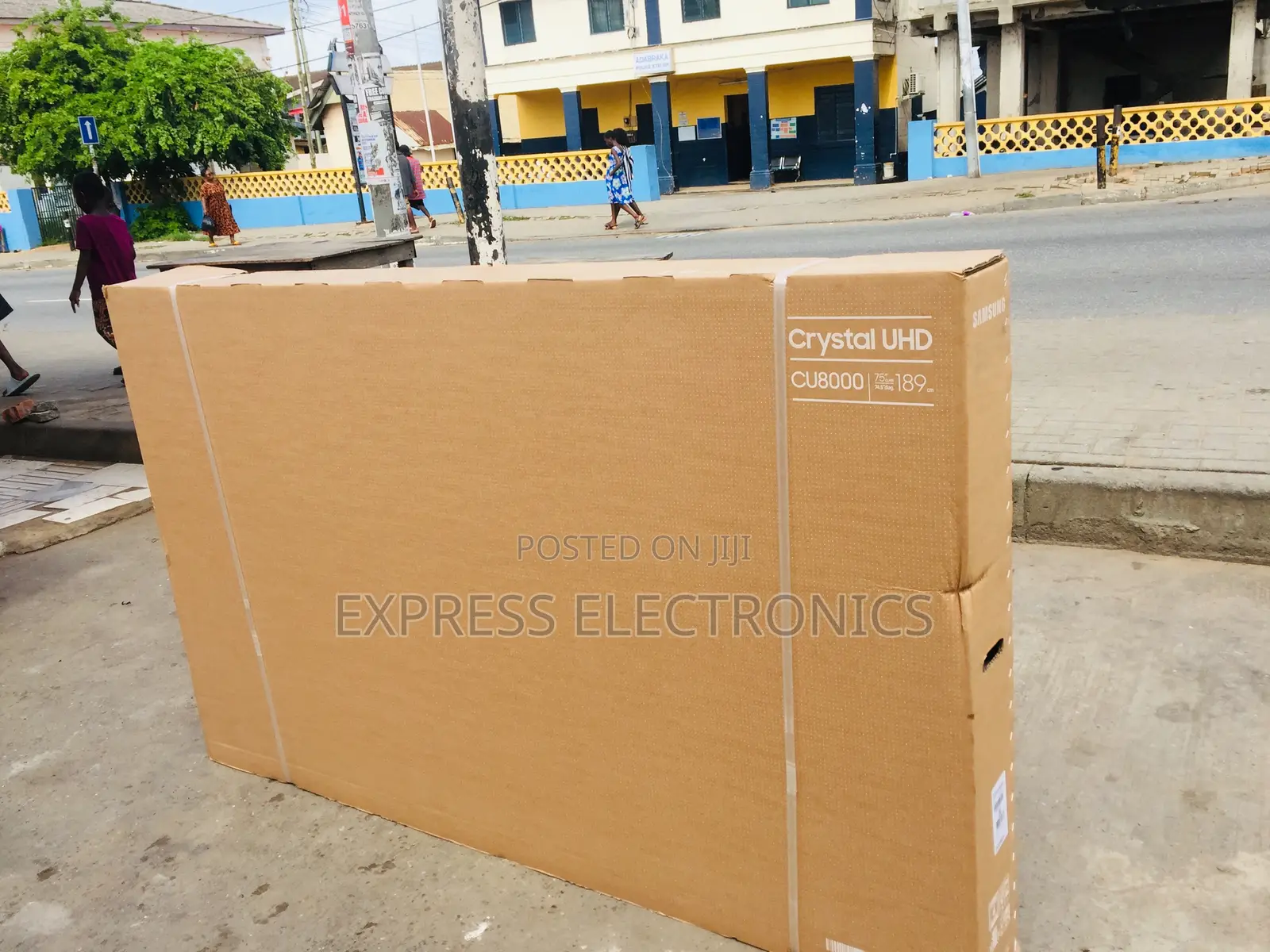 Upgrade Your Living Room With 75”Cu8000 UHD Smart