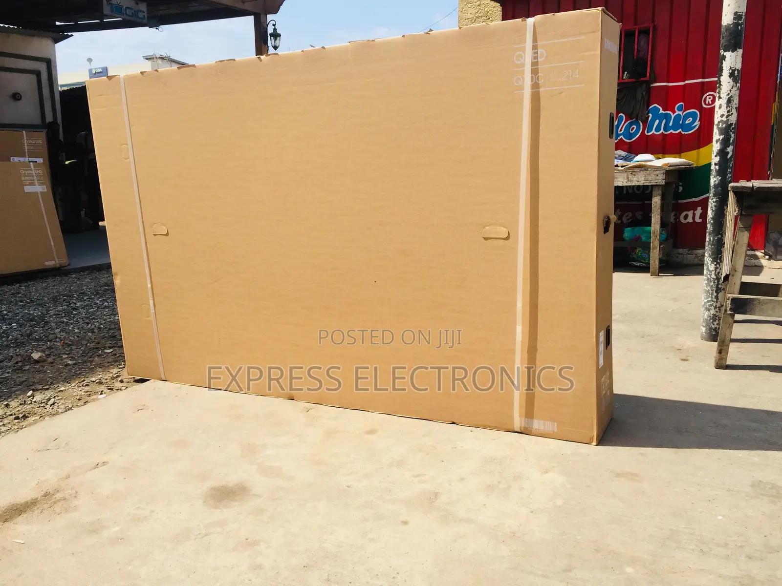 Epic Entertainment Smart Uhd Qled 85”Q60c