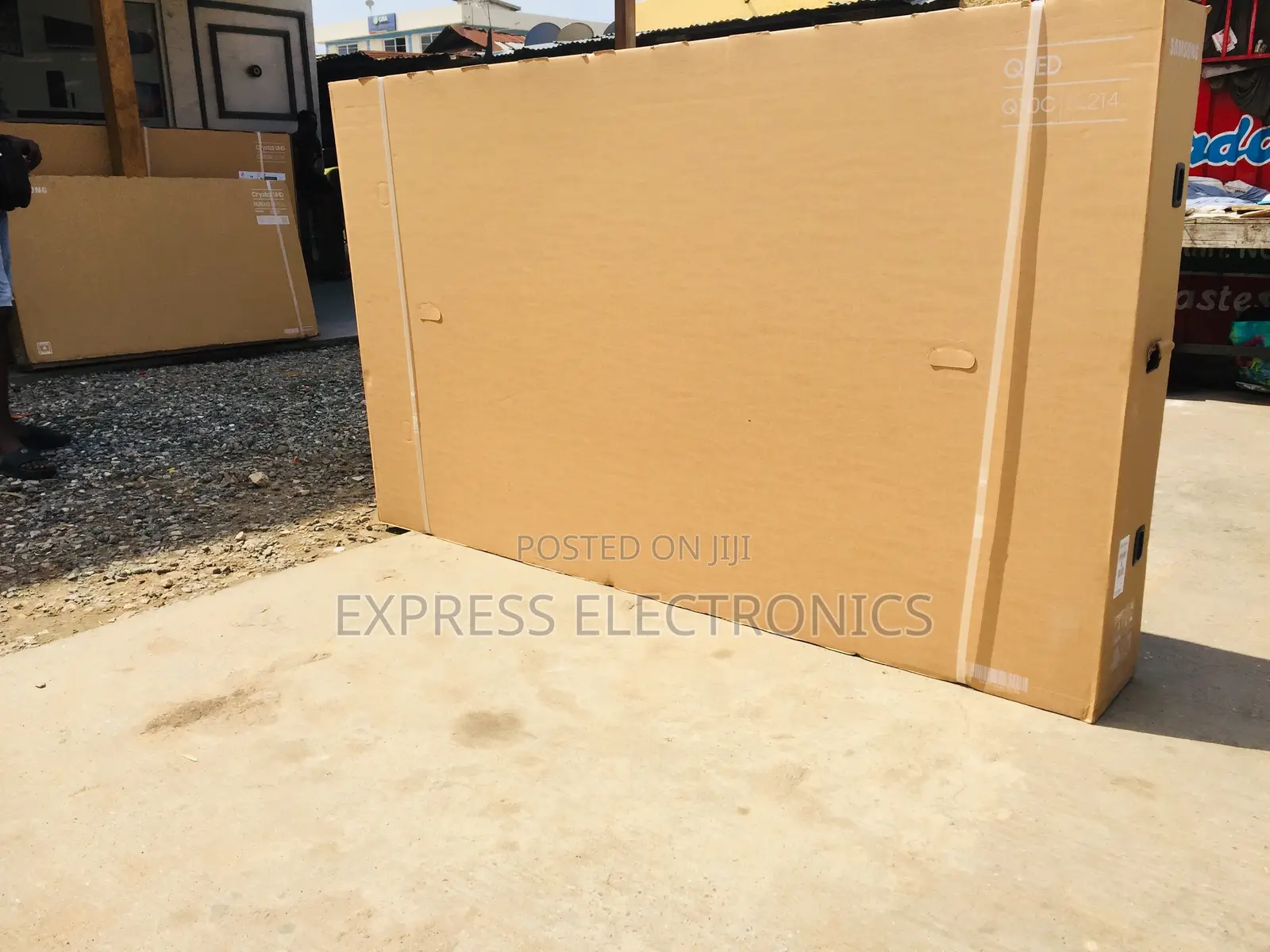 Epic Entertainment Smart Uhd Qled 85”Q60c