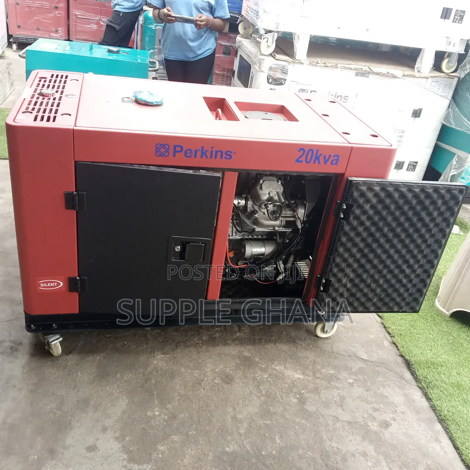 Red Black Perkins Diesel Generator 20kva 22000watt Original