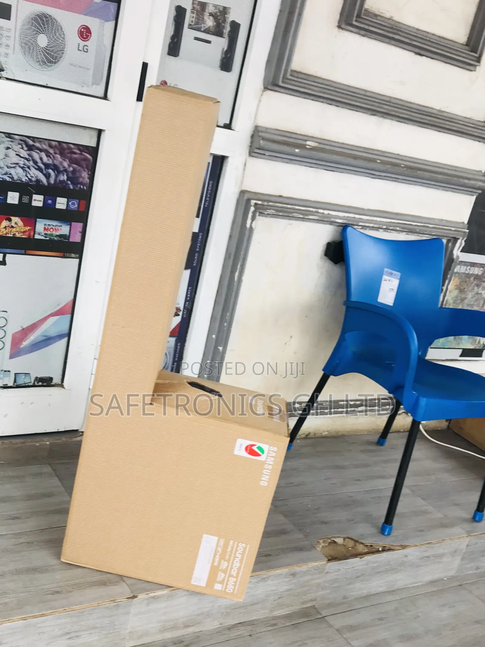 B650 Bluetooth Black Samsung Subwoofer Soundbar 